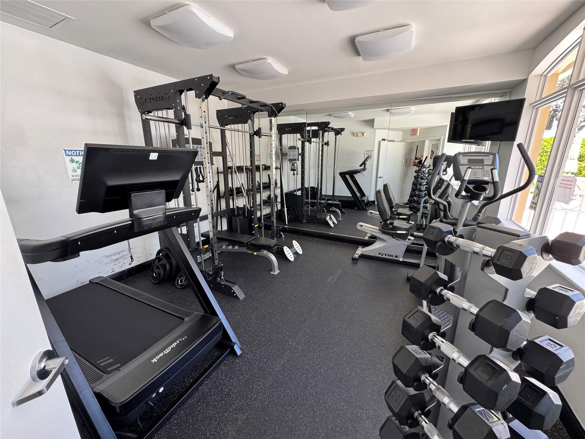 2710 NE 184th, Aventura FL 33160
