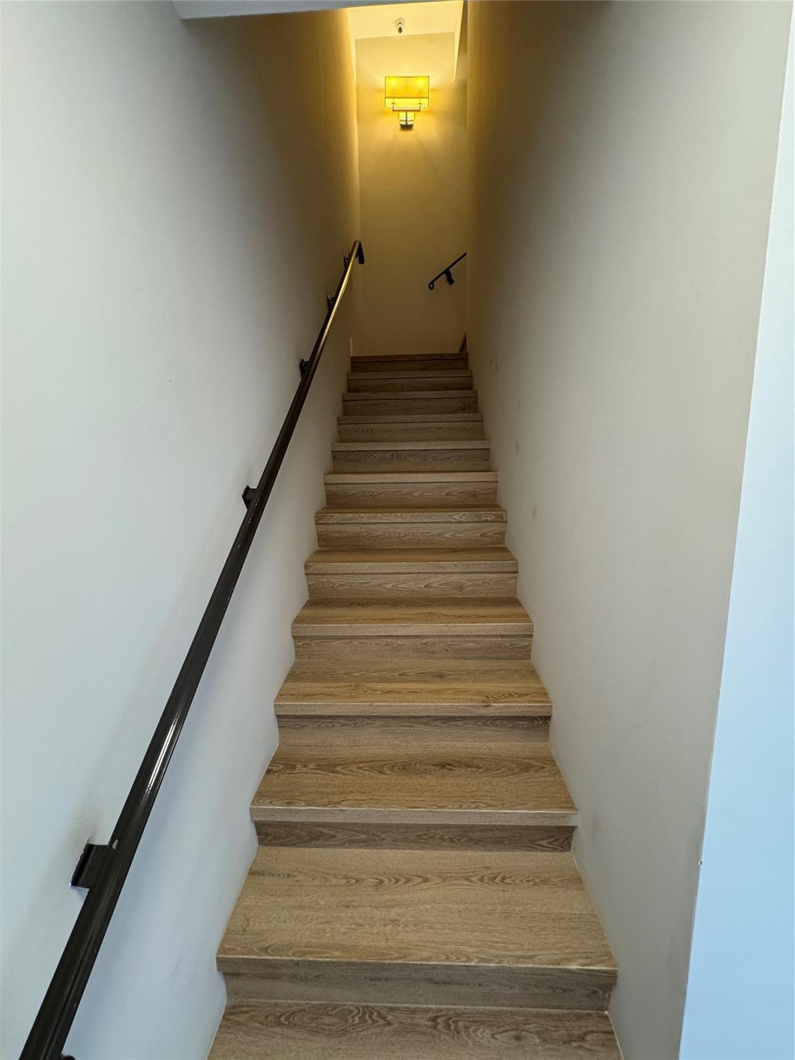 2710 NE 184th, Aventura FL 33160