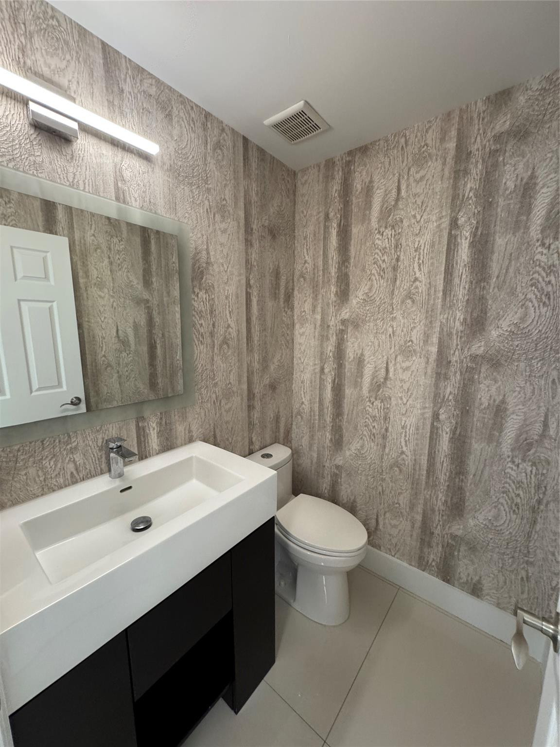 2710 NE 184th, Aventura FL 33160