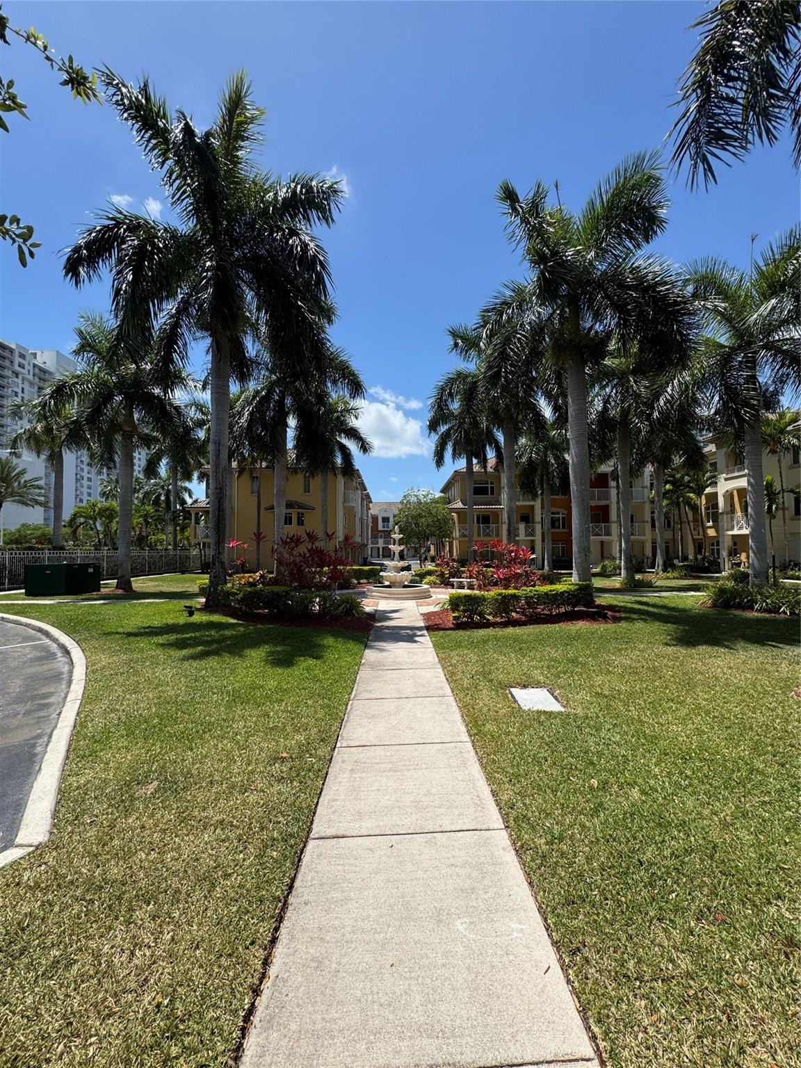 2710 NE 184th, Aventura FL 33160