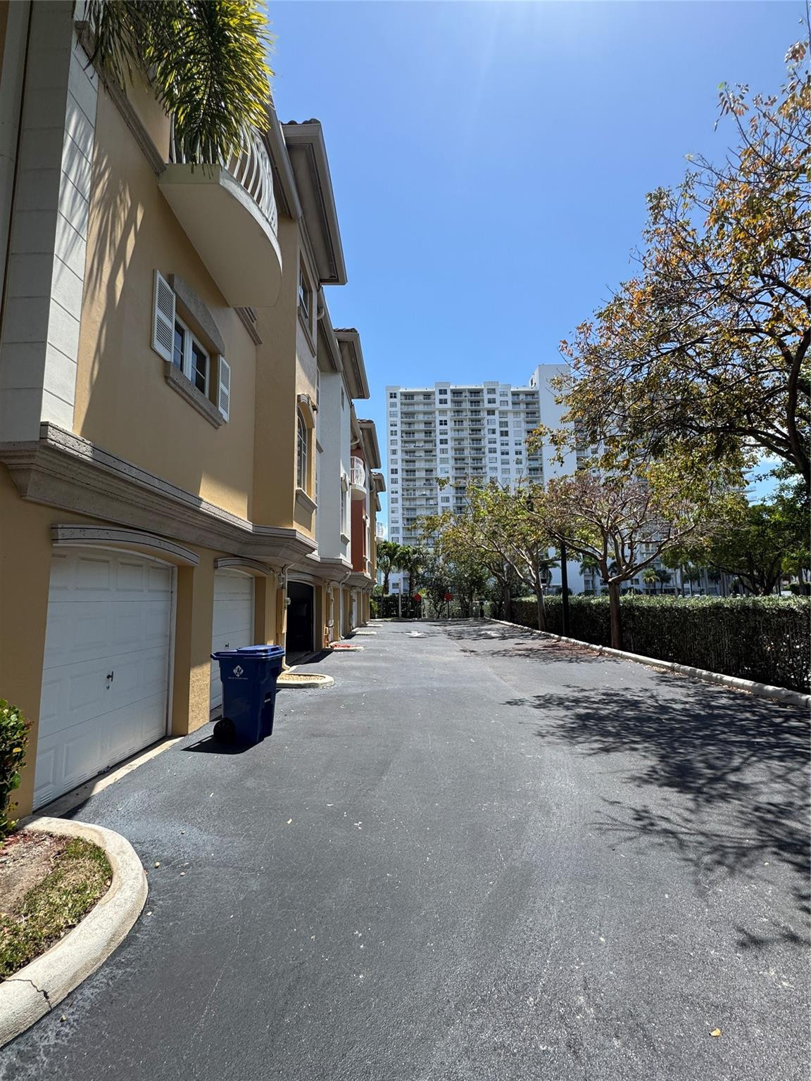 2710 NE 184th, Aventura FL 33160