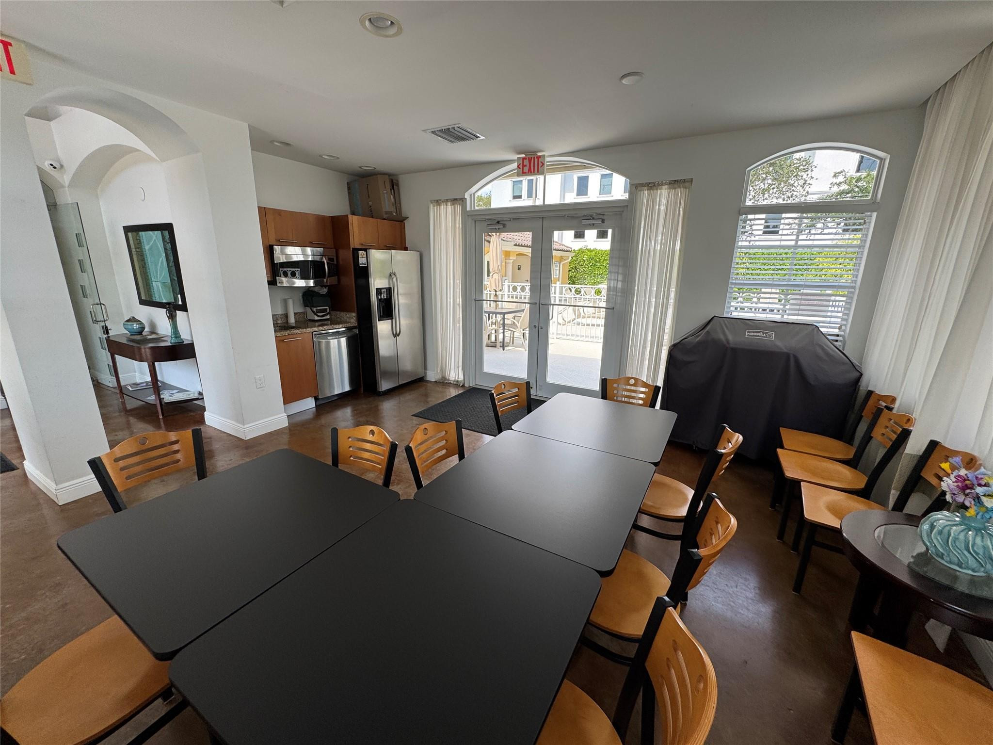 2710 NE 184th, Aventura FL 33160
