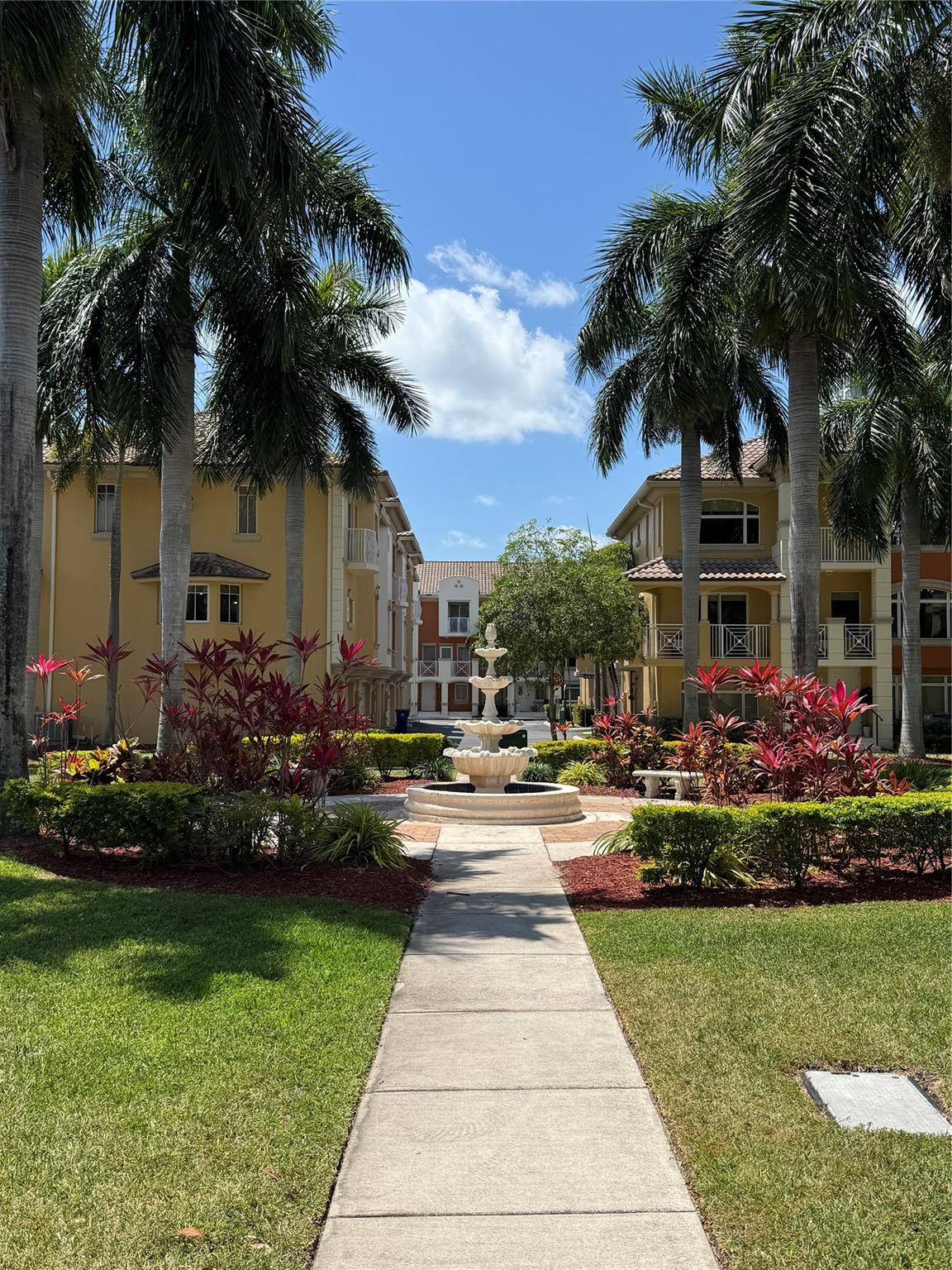 2710 NE 184th, Aventura FL 33160