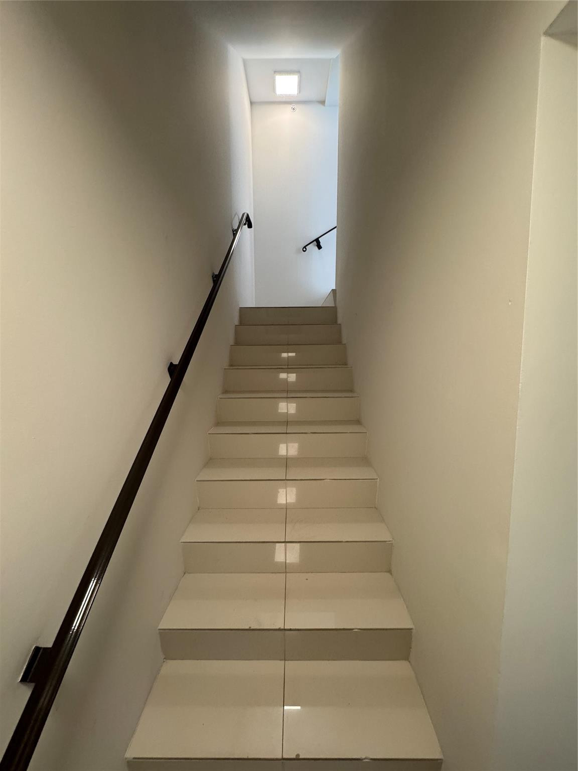 2710 NE 184th, Aventura FL 33160