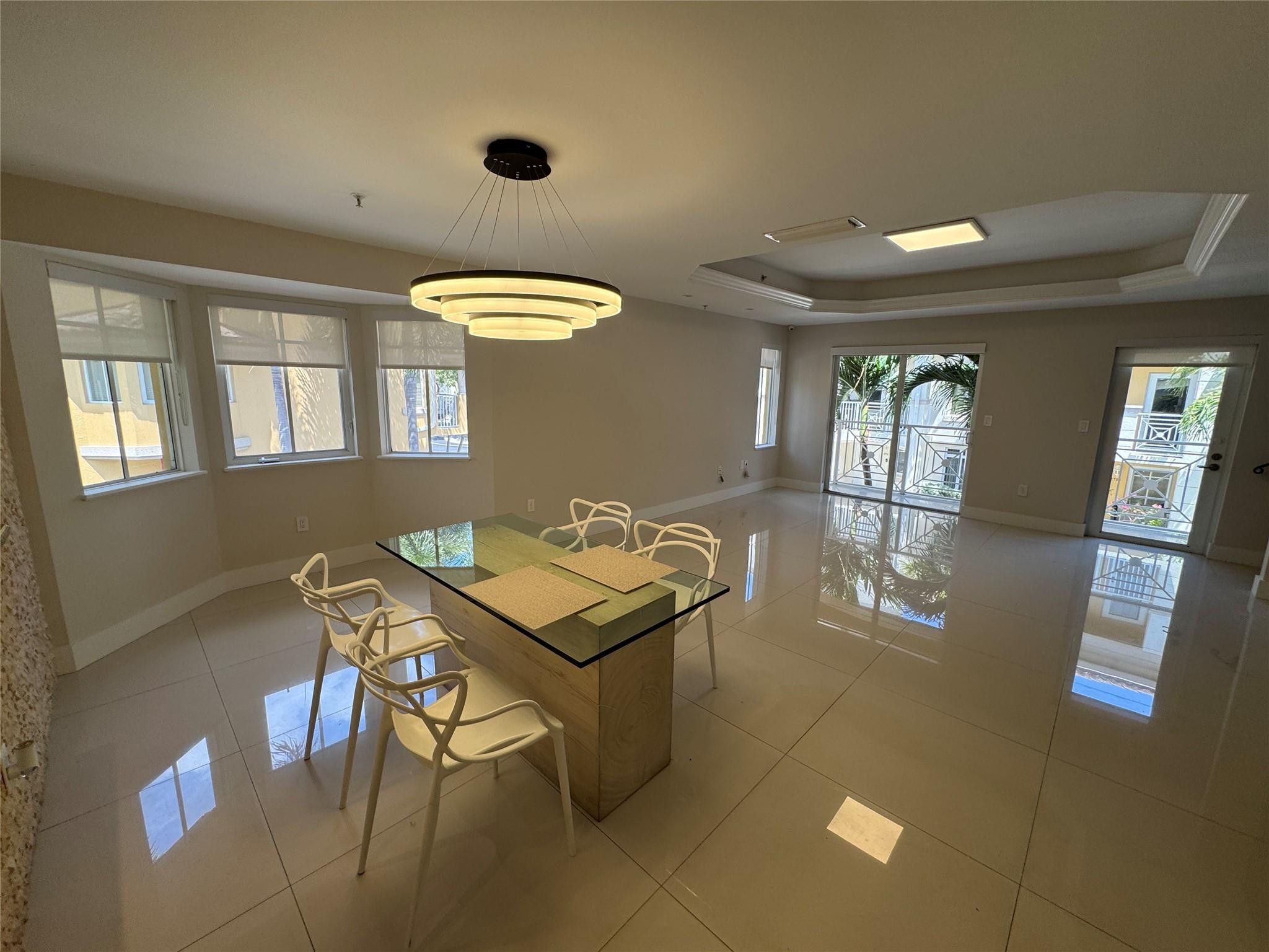 2710 NE 184th, Aventura FL 33160