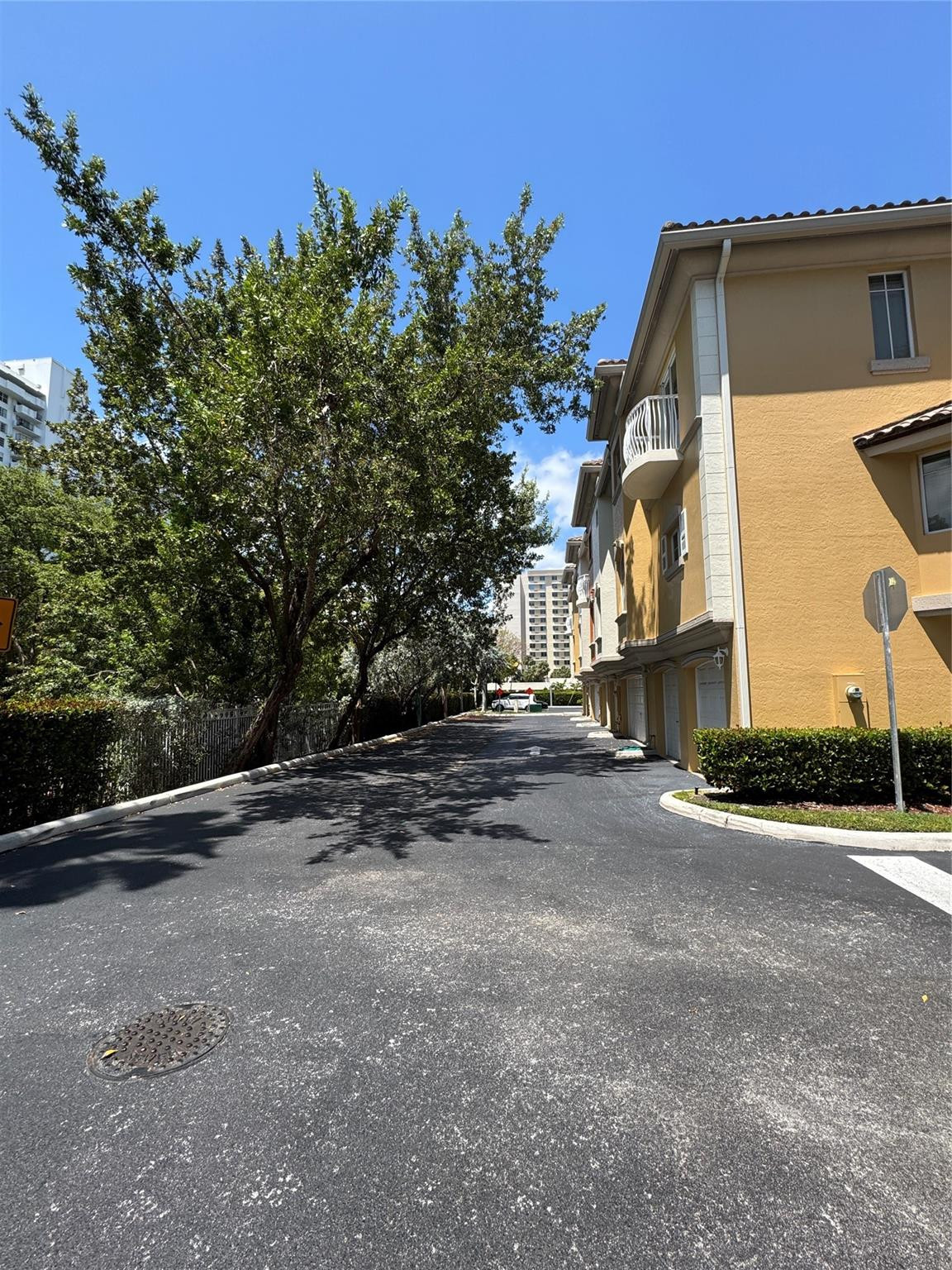 2710 NE 184th, Aventura FL 33160