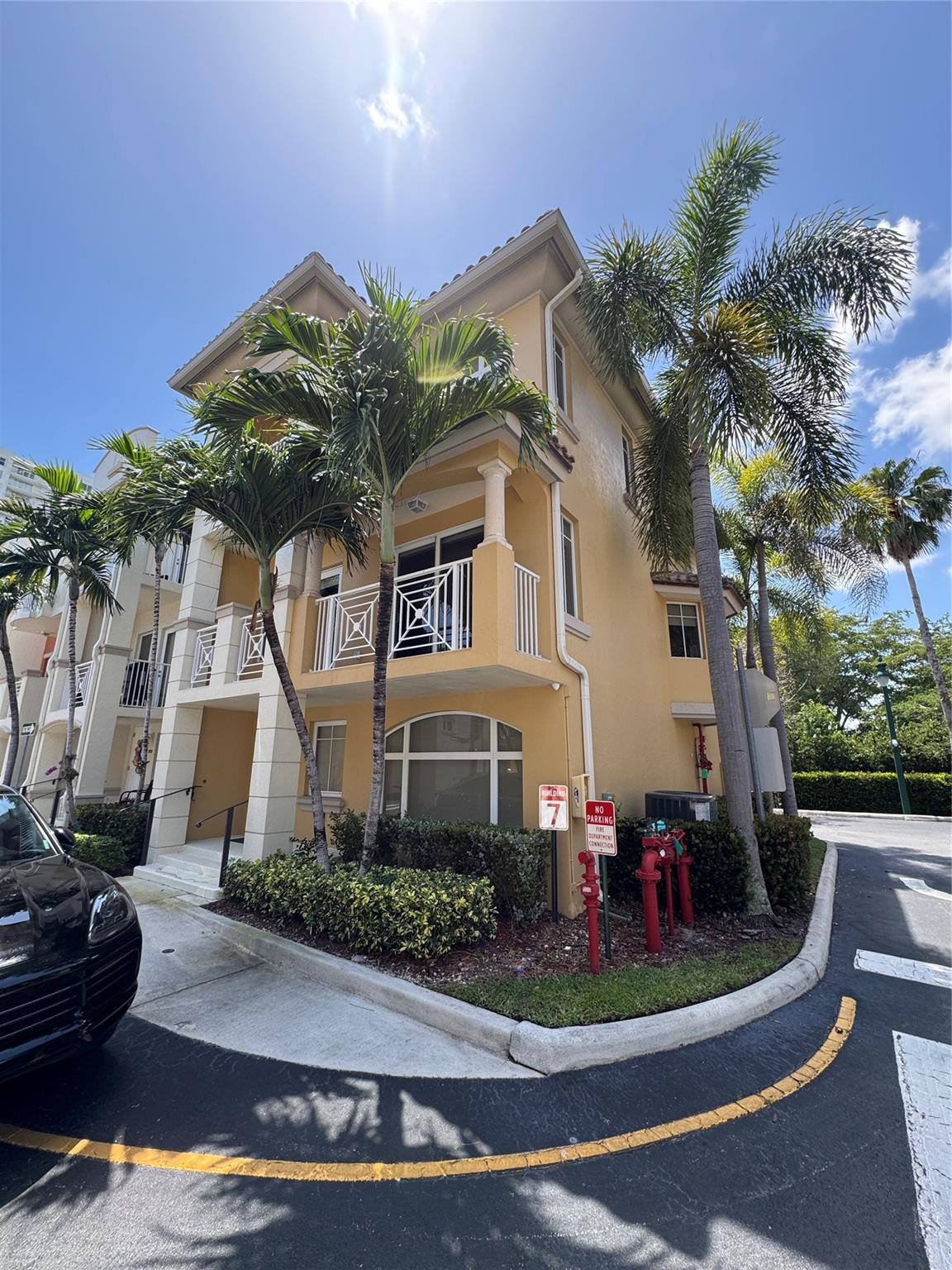 2710 NE 184th, Aventura FL 33160