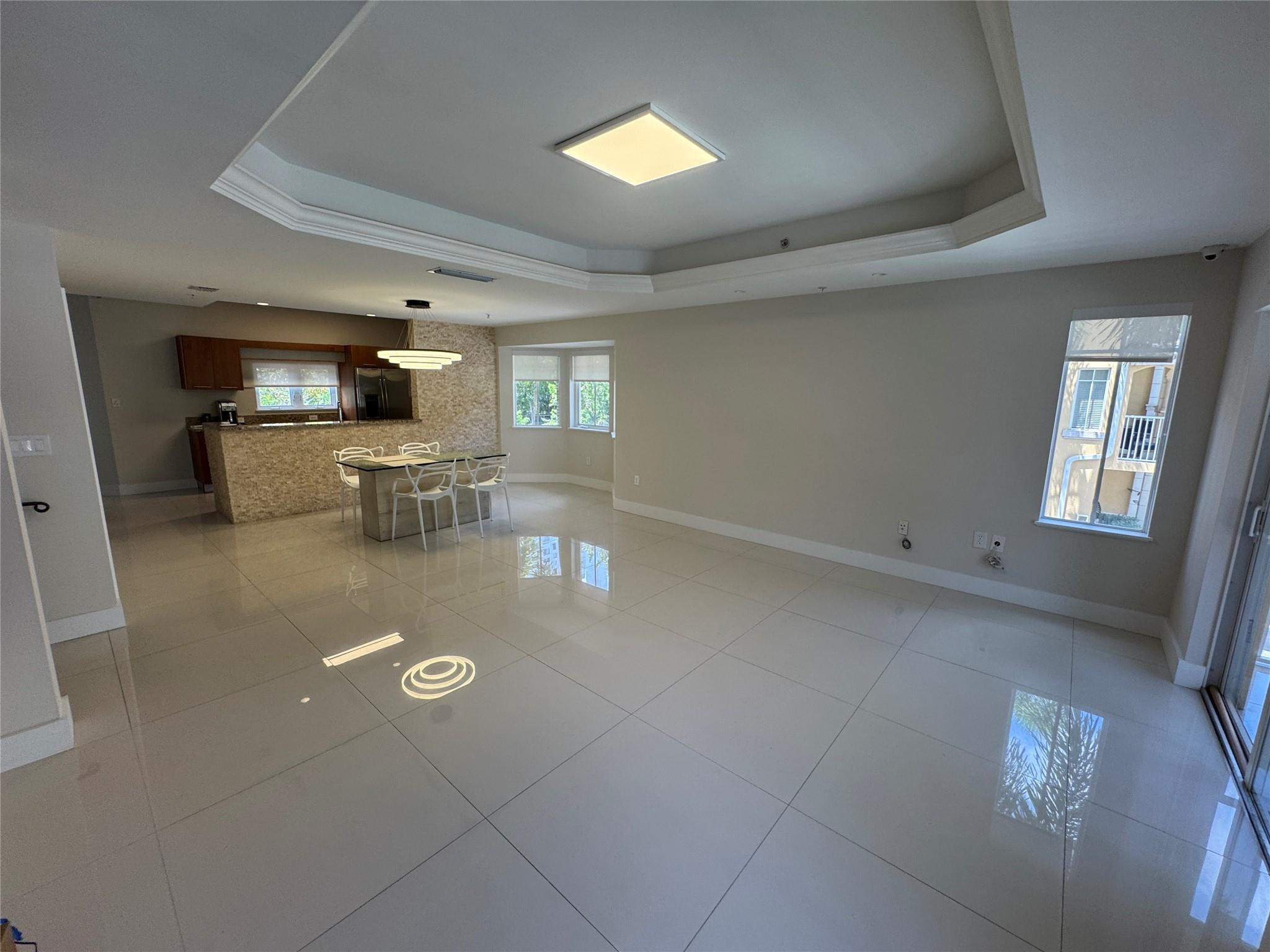 2710 NE 184th, Aventura FL 33160