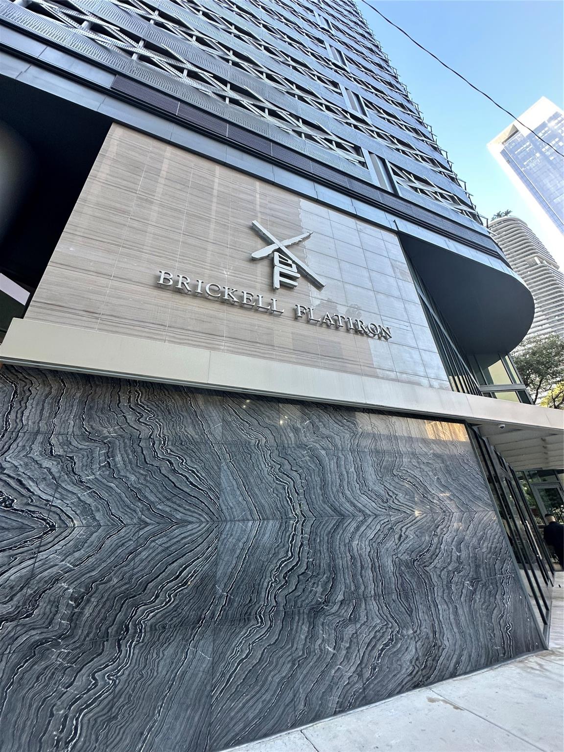 1000 Brickell Plz #3103, Miami FL 33131
