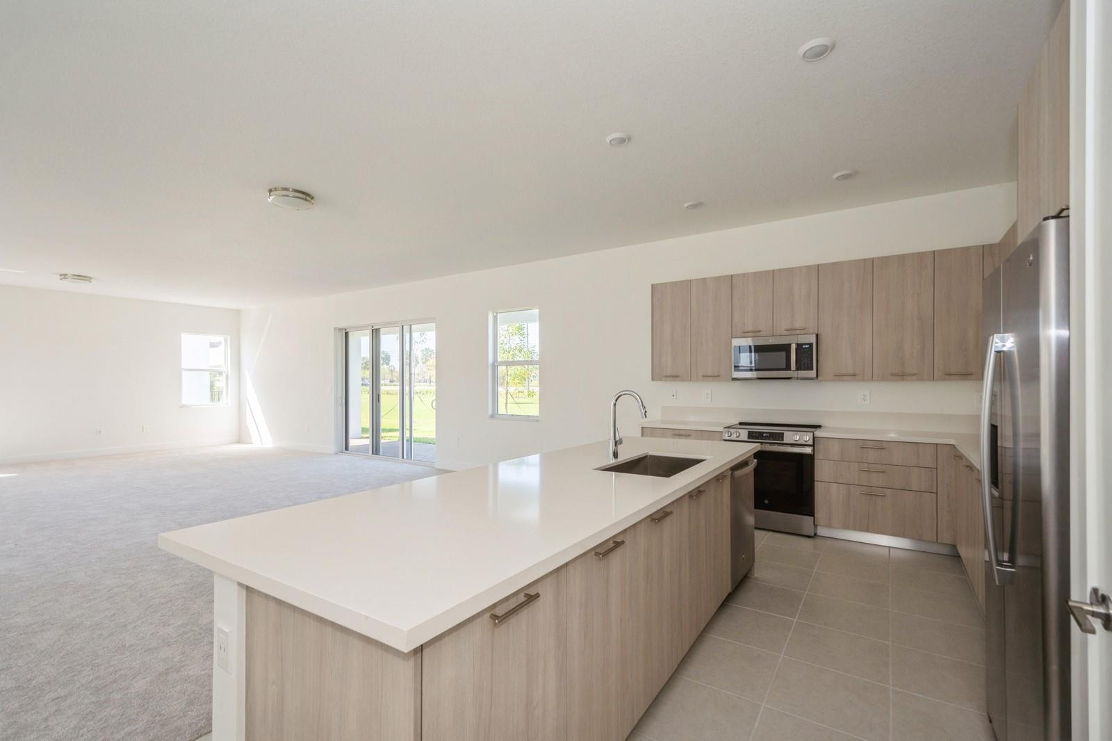 12290 SW 44th, Davie FL 33330