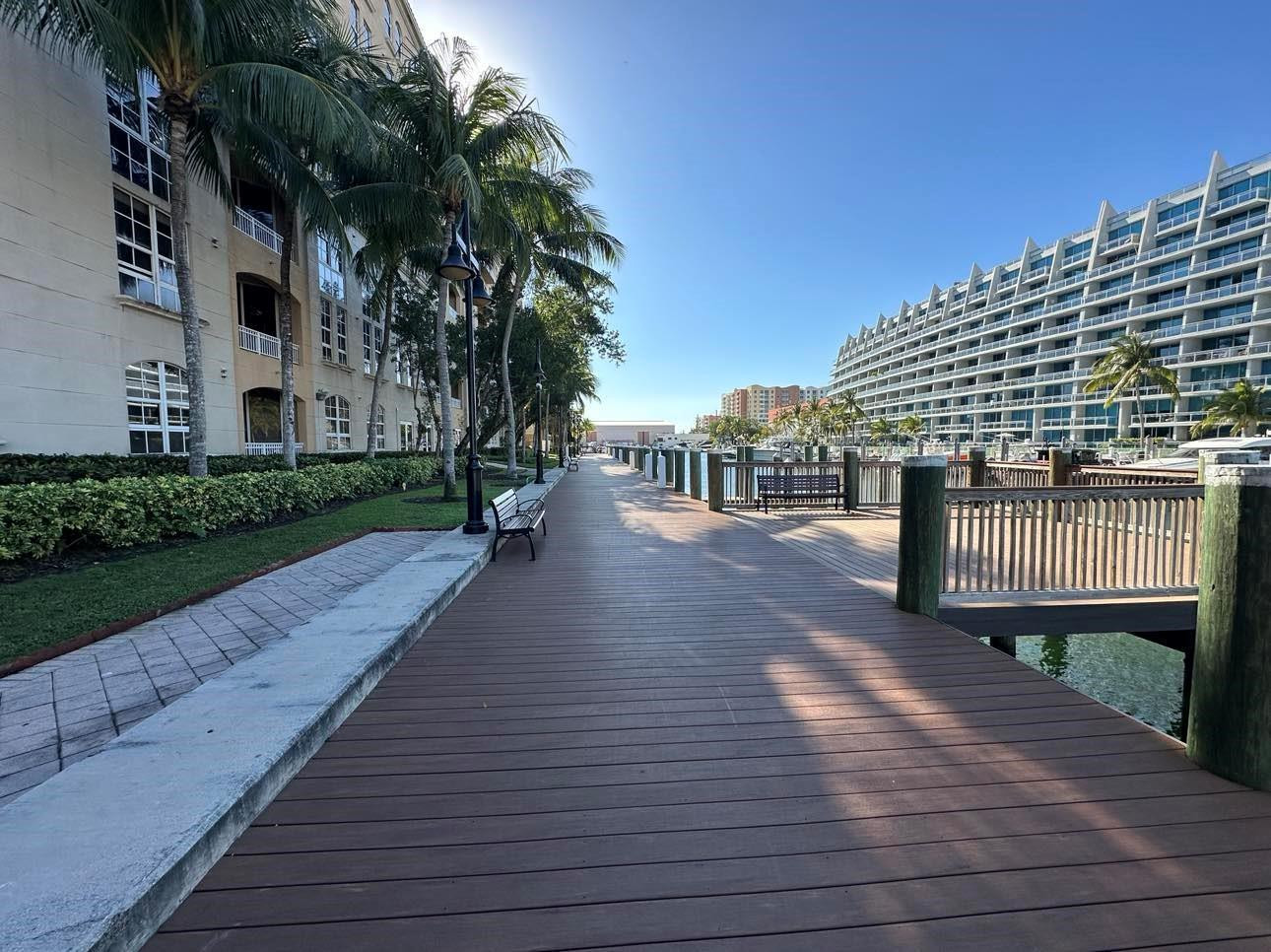 3001 NE 185th #111, Aventura FL 33180