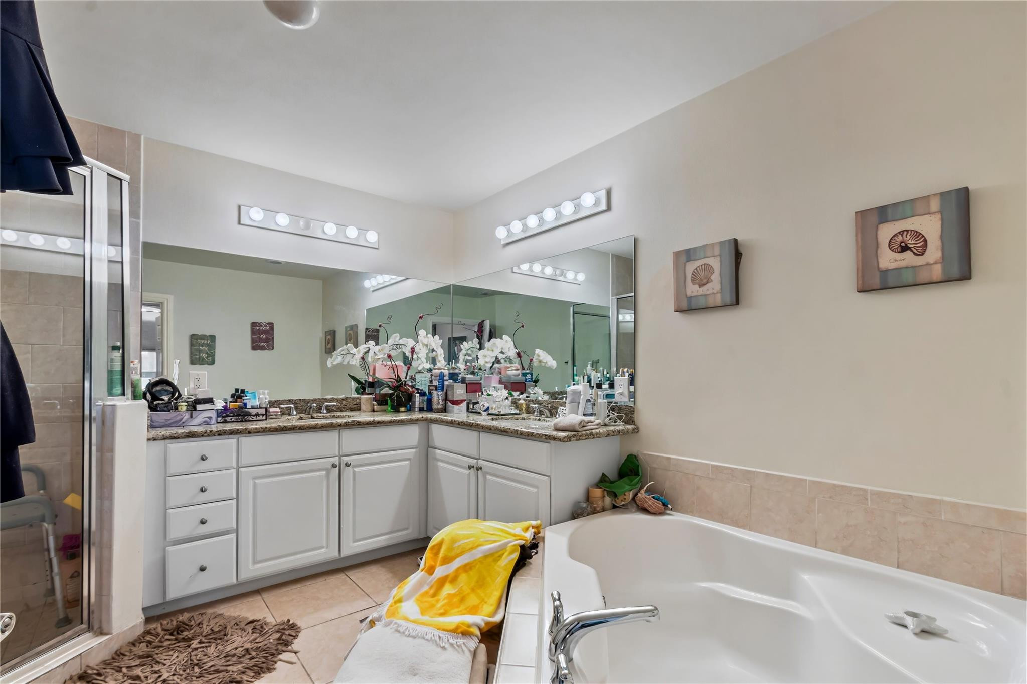 3001 NE 185th #111, Aventura FL 33180