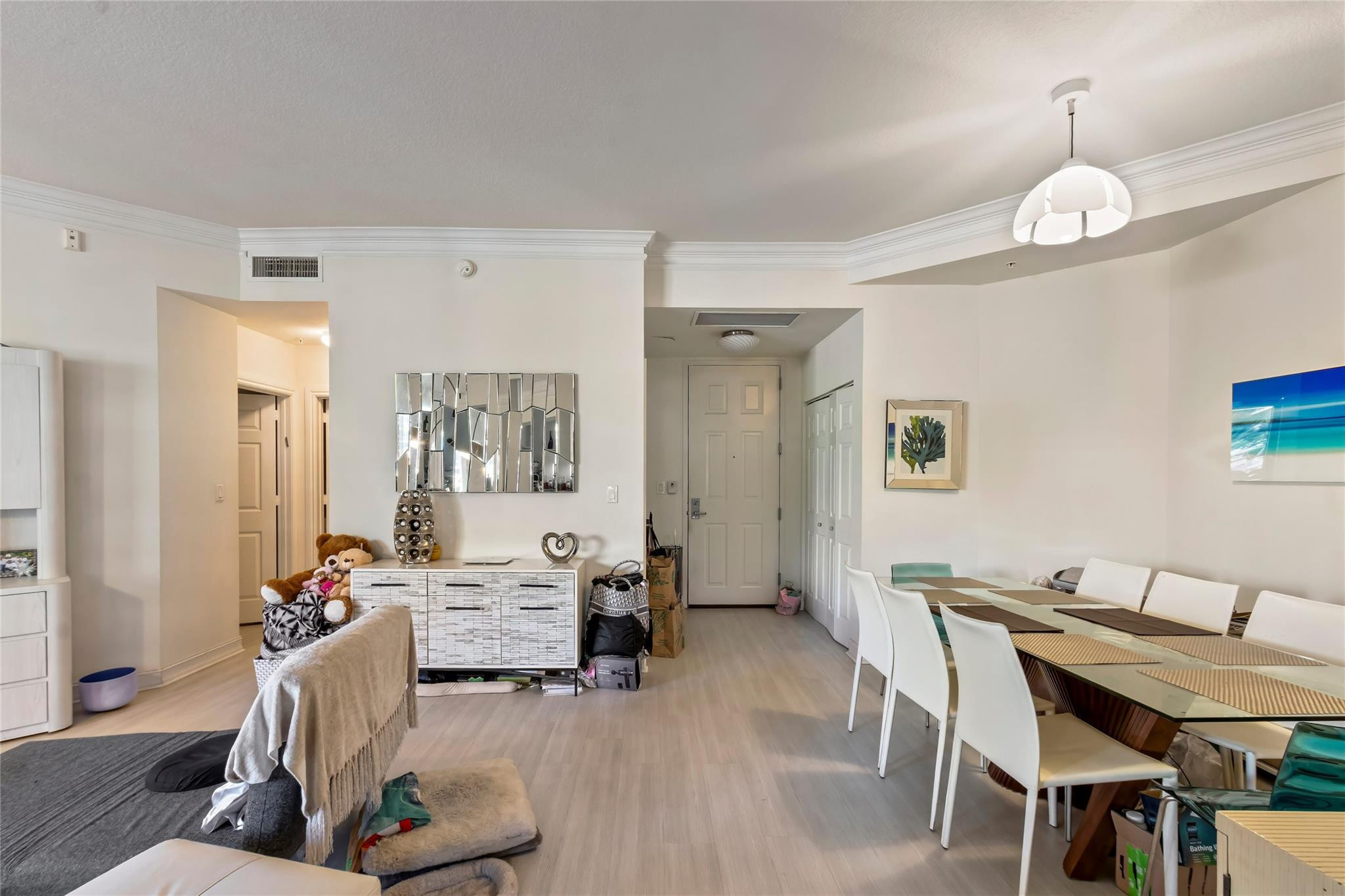 3001 NE 185th #111, Aventura FL 33180