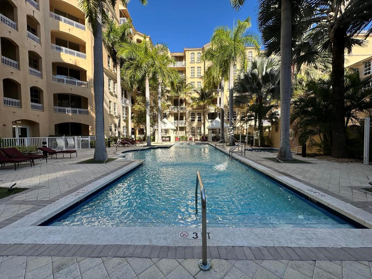 3001 NE 185th #111, Aventura FL 33180