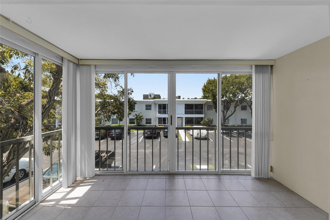 6371 Bay Club #4, Fort Lauderdale FL 33308