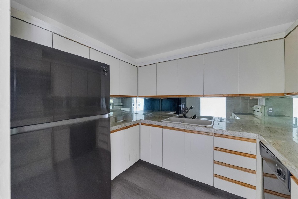 6371 Bay Club #4, Fort Lauderdale FL 33308
