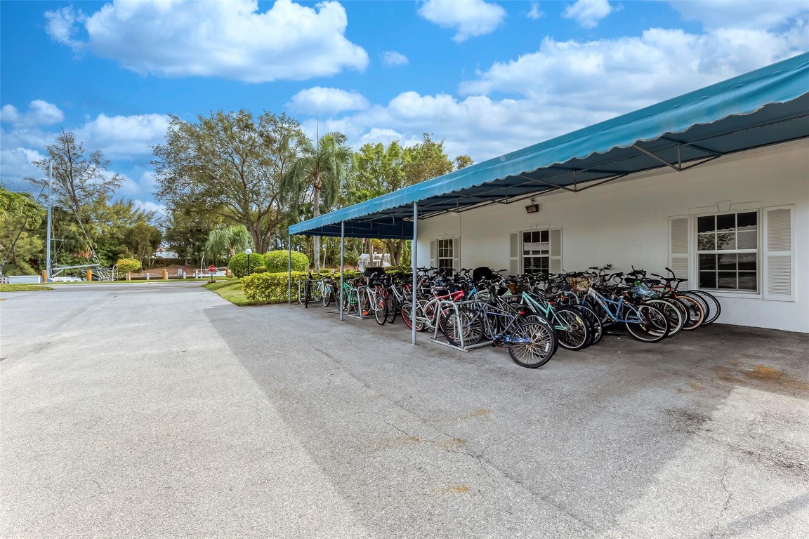 6371 Bay Club #4, Fort Lauderdale FL 33308