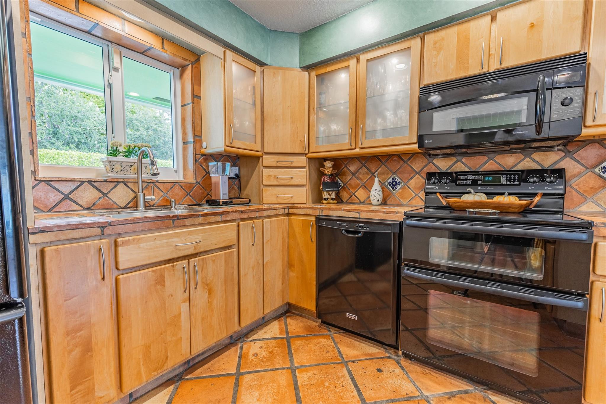 1924 NE 18th, Fort Lauderdale FL 33305
