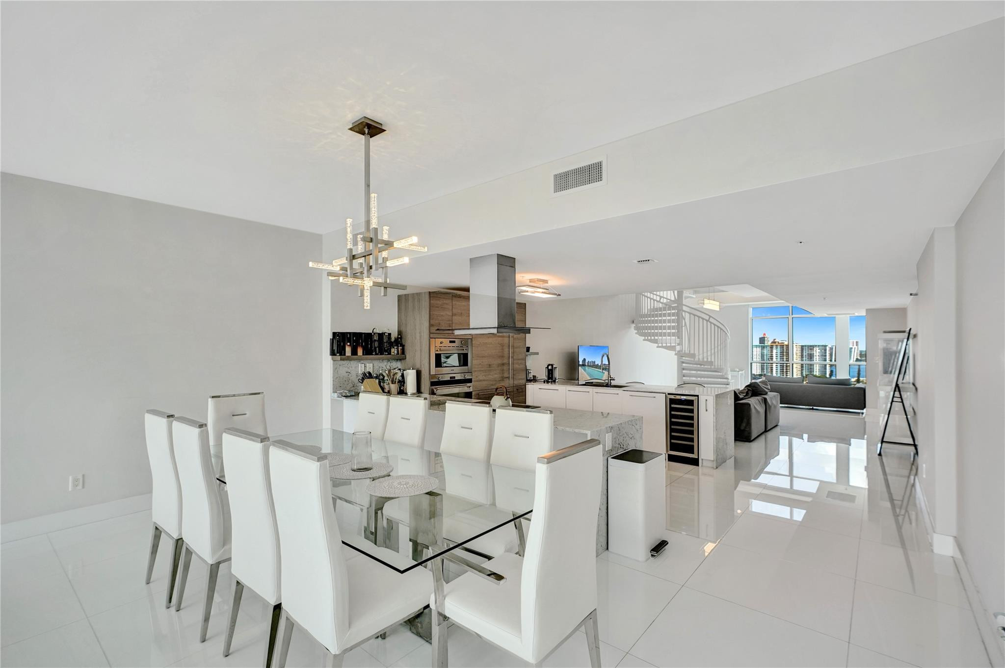 400 Sunny Isles #2005, Sunny Isles Beach FL 33160