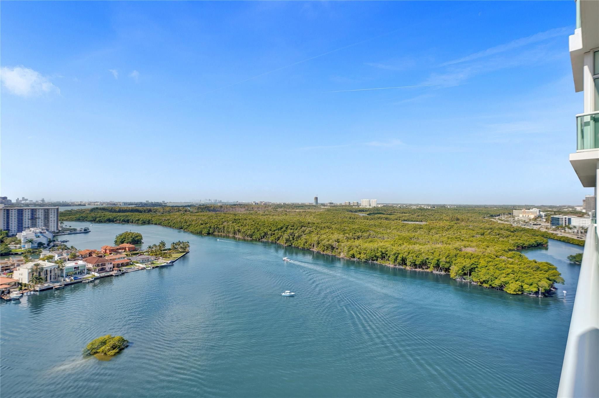 400 Sunny Isles #2005, Sunny Isles Beach FL 33160