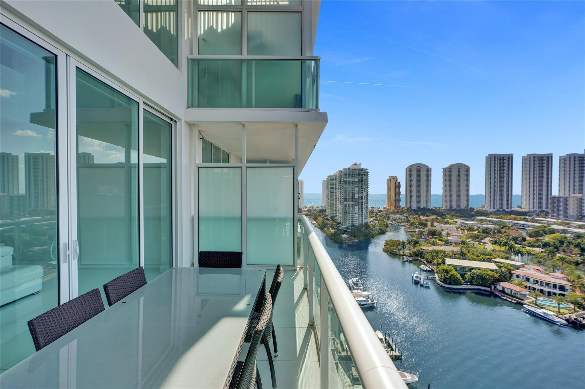 400 Sunny Isles #2005, Sunny Isles Beach FL 33160