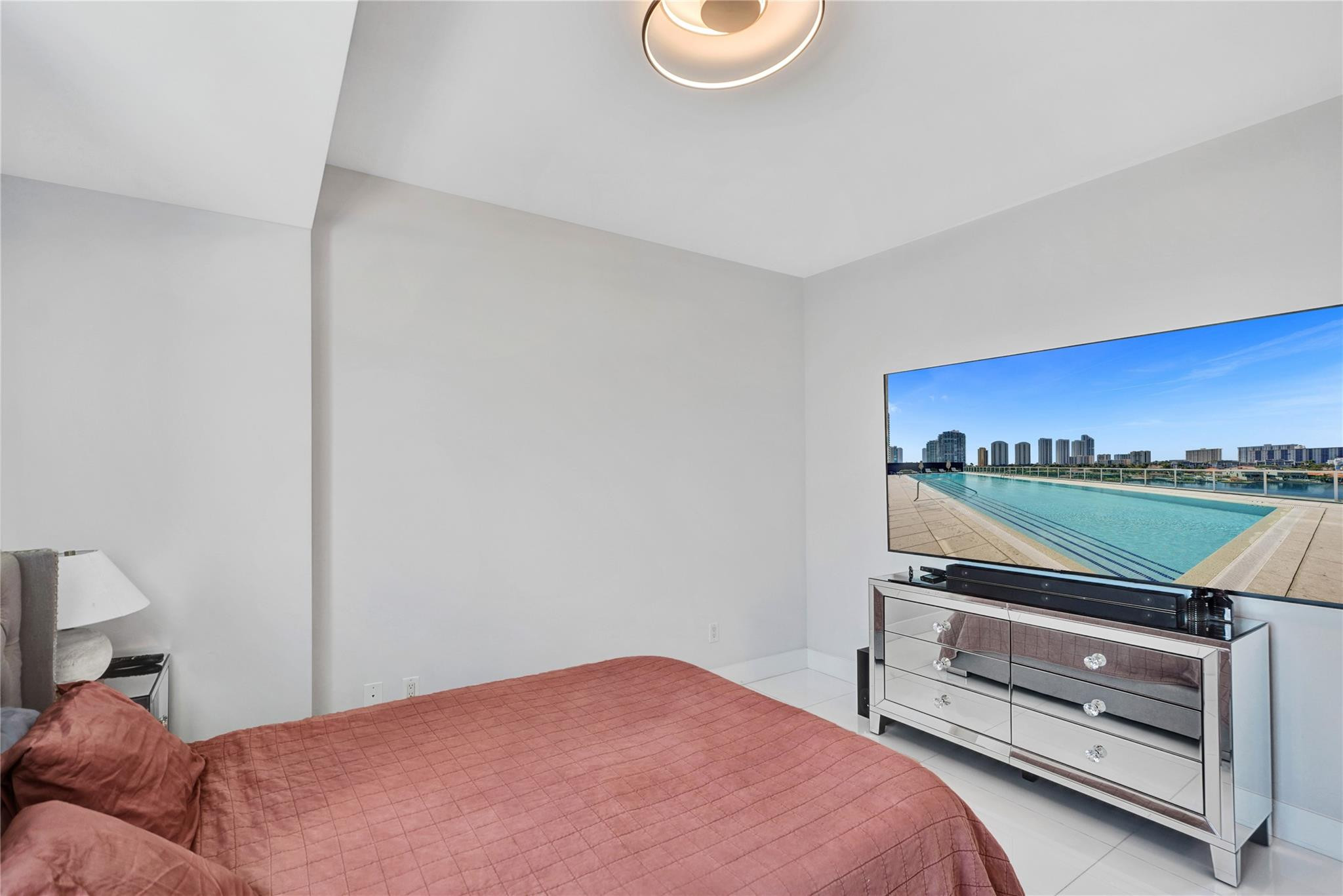 400 Sunny Isles #2005, Sunny Isles Beach FL 33160