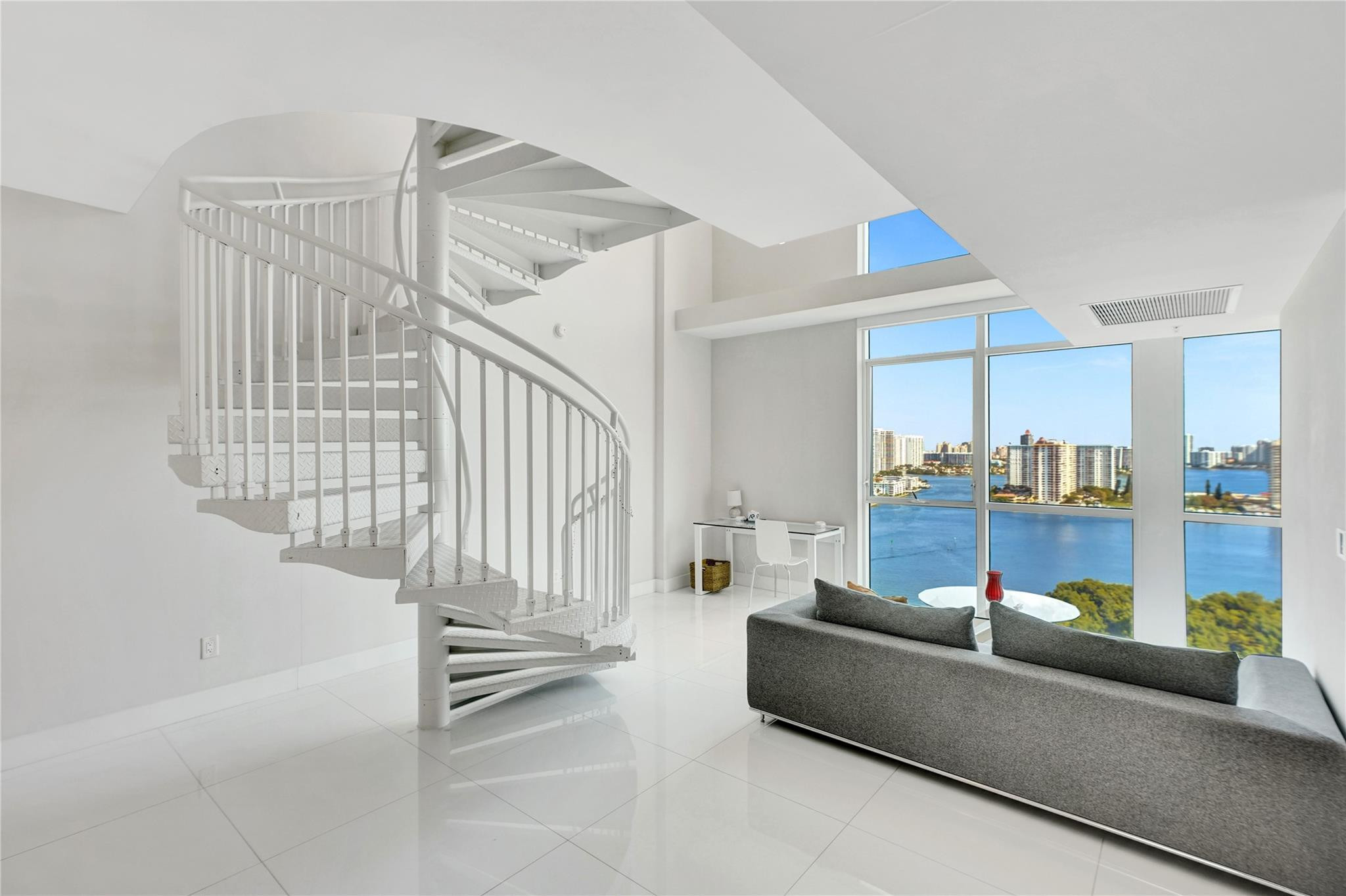 400 Sunny Isles #2005, Sunny Isles Beach FL 33160