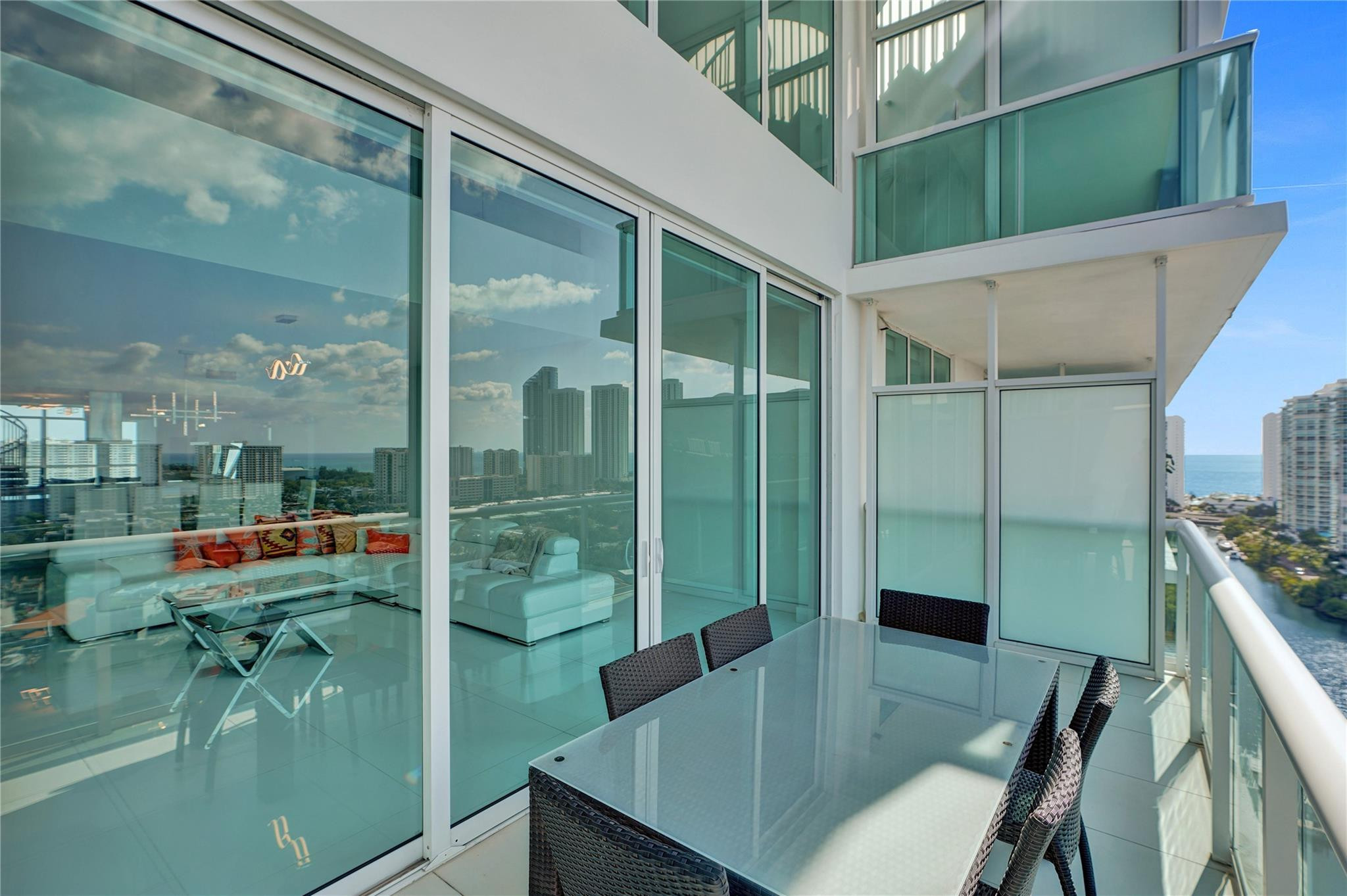 400 Sunny Isles #2005, Sunny Isles Beach FL 33160