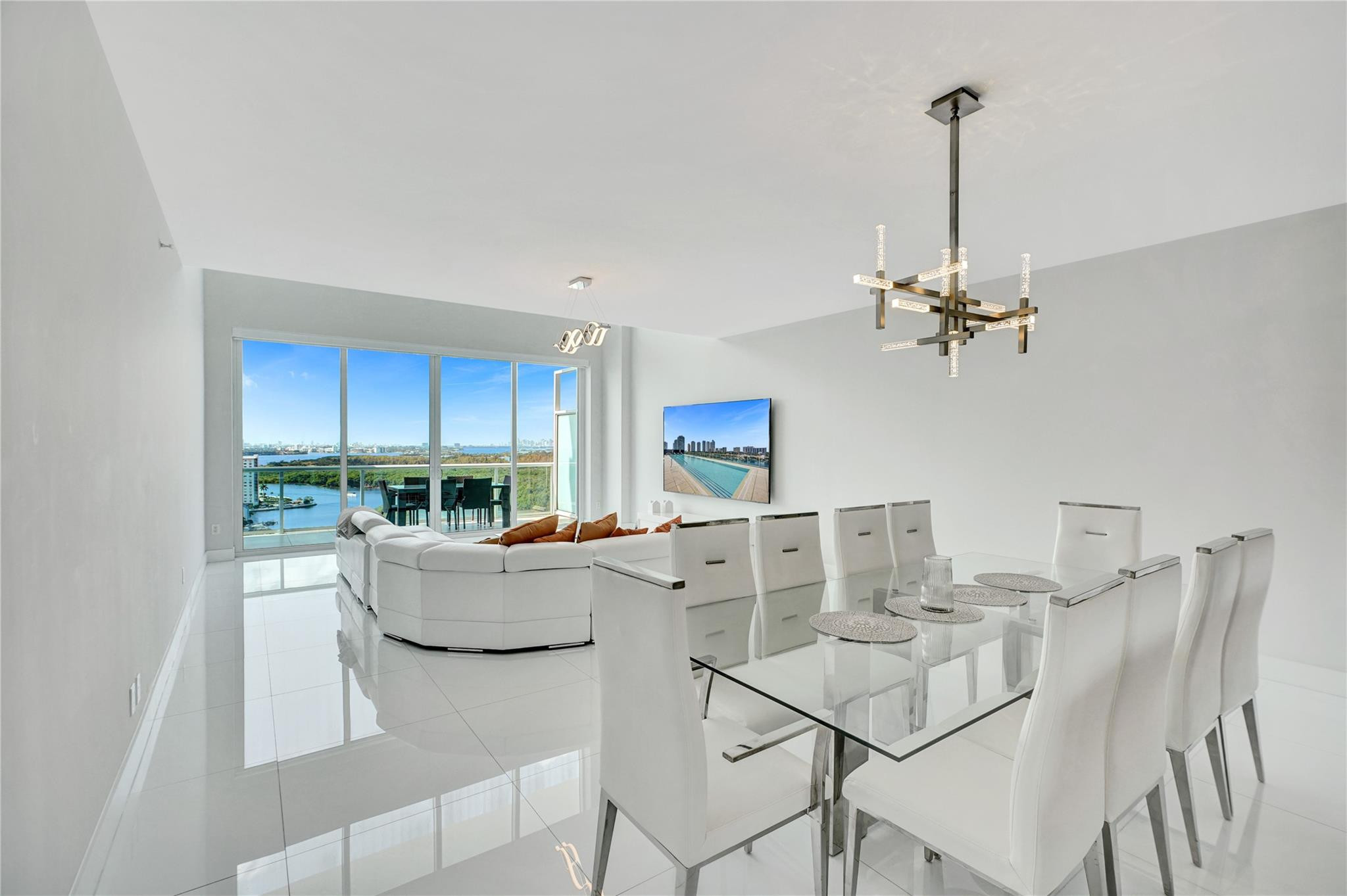 400 Sunny Isles #2005, Sunny Isles Beach FL 33160