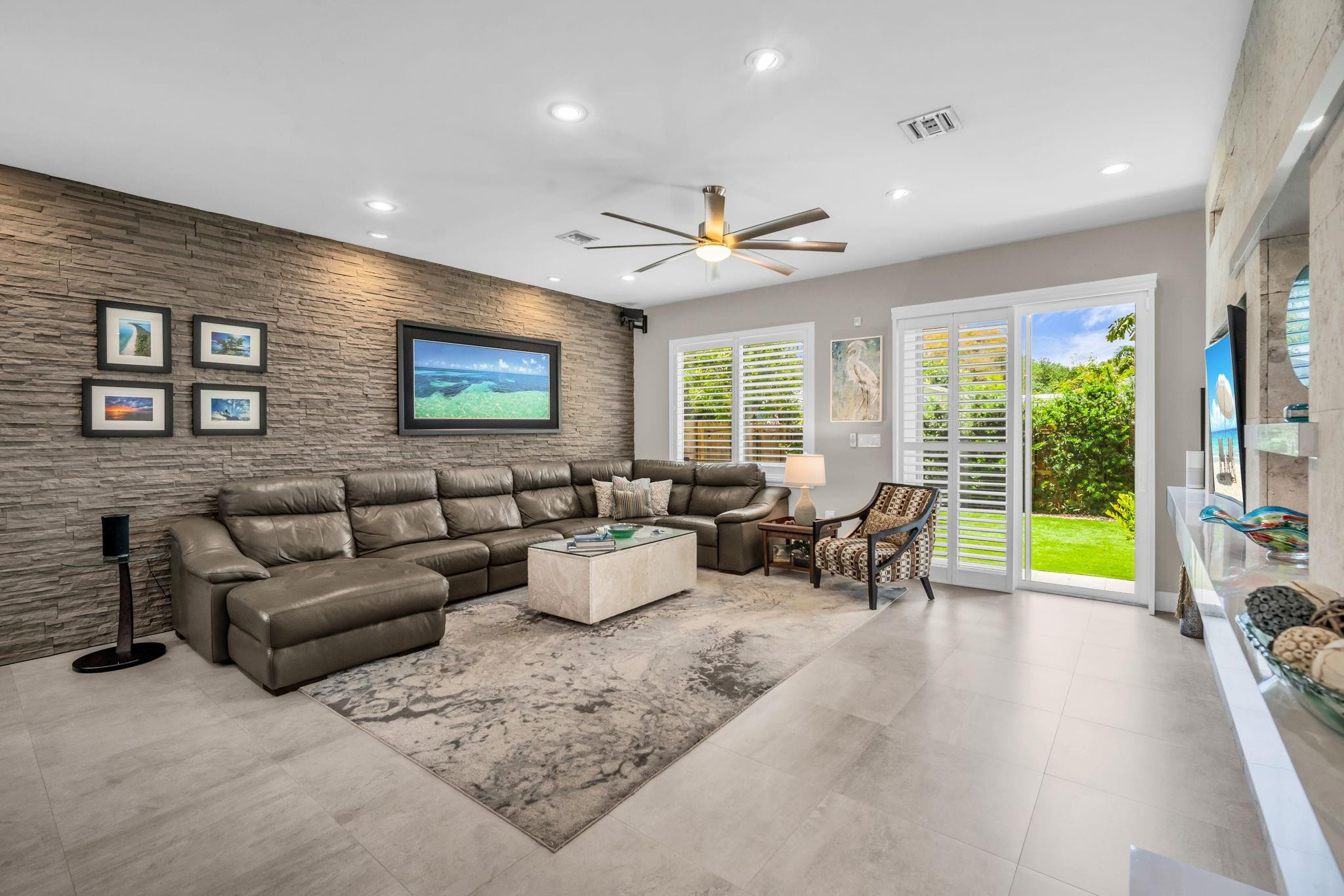 807 SW 7th, Fort Lauderdale FL 33315