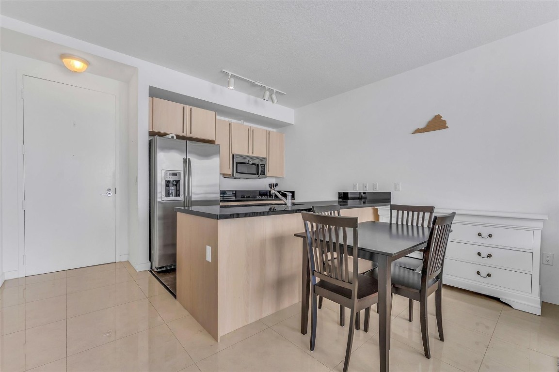 1111 SW 1st #1224N, Miami FL 33130