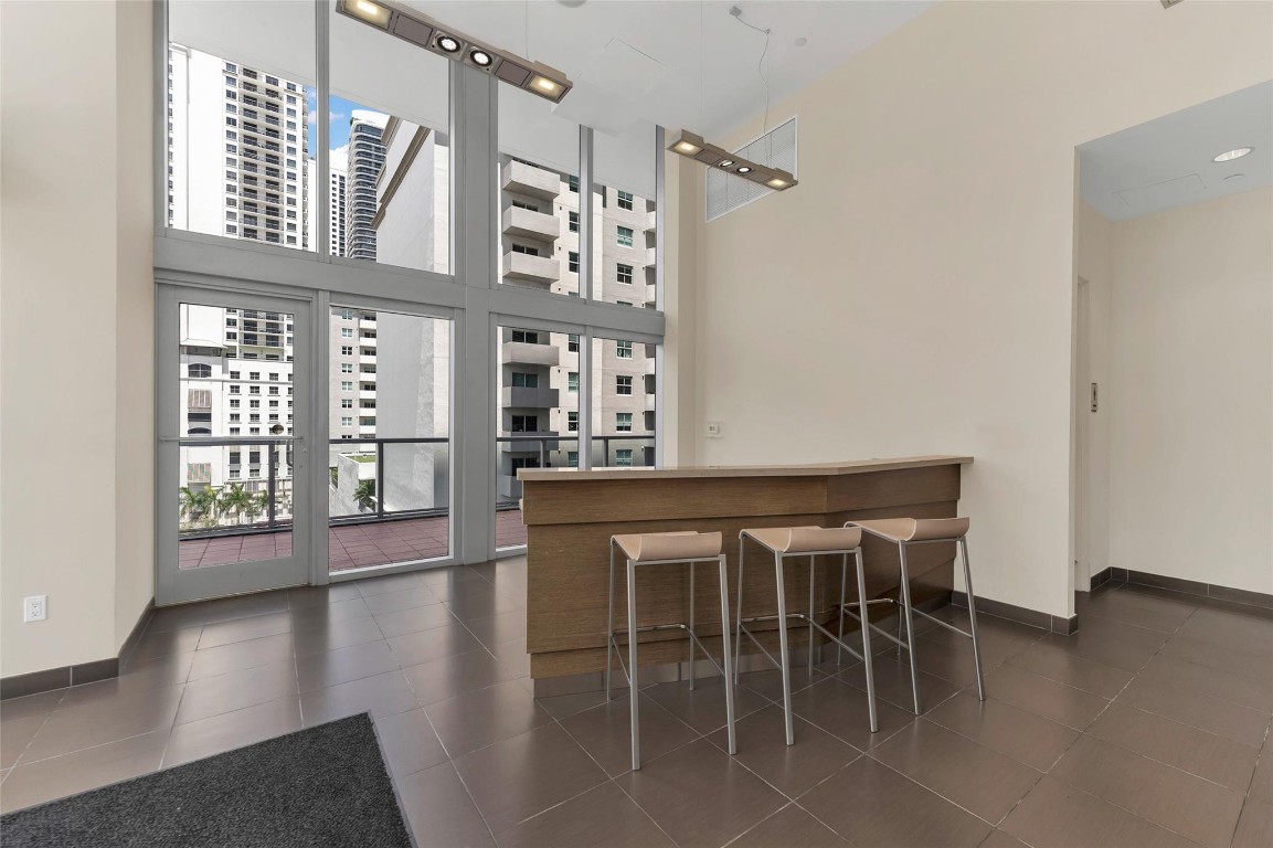 1111 SW 1st #1224N, Miami FL 33130
