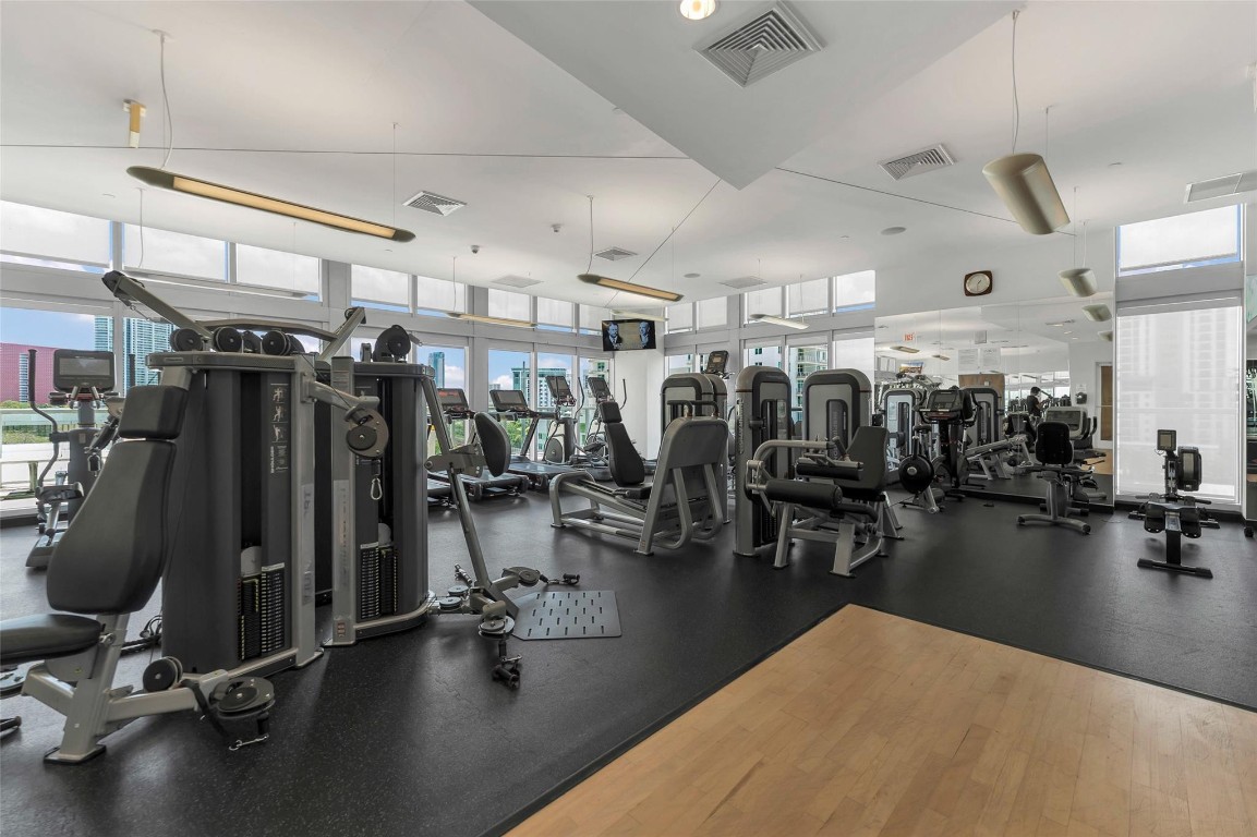1111 SW 1st #1224N, Miami FL 33130