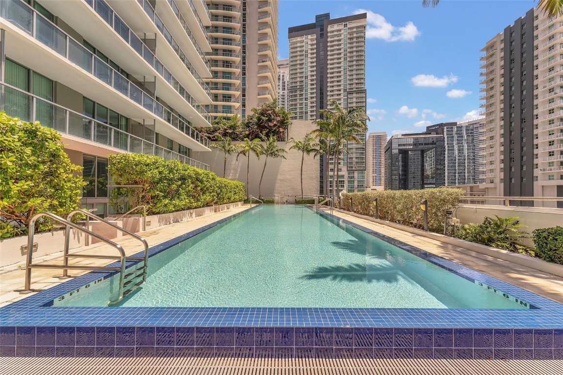 1111 SW 1st #1224N, Miami FL 33130