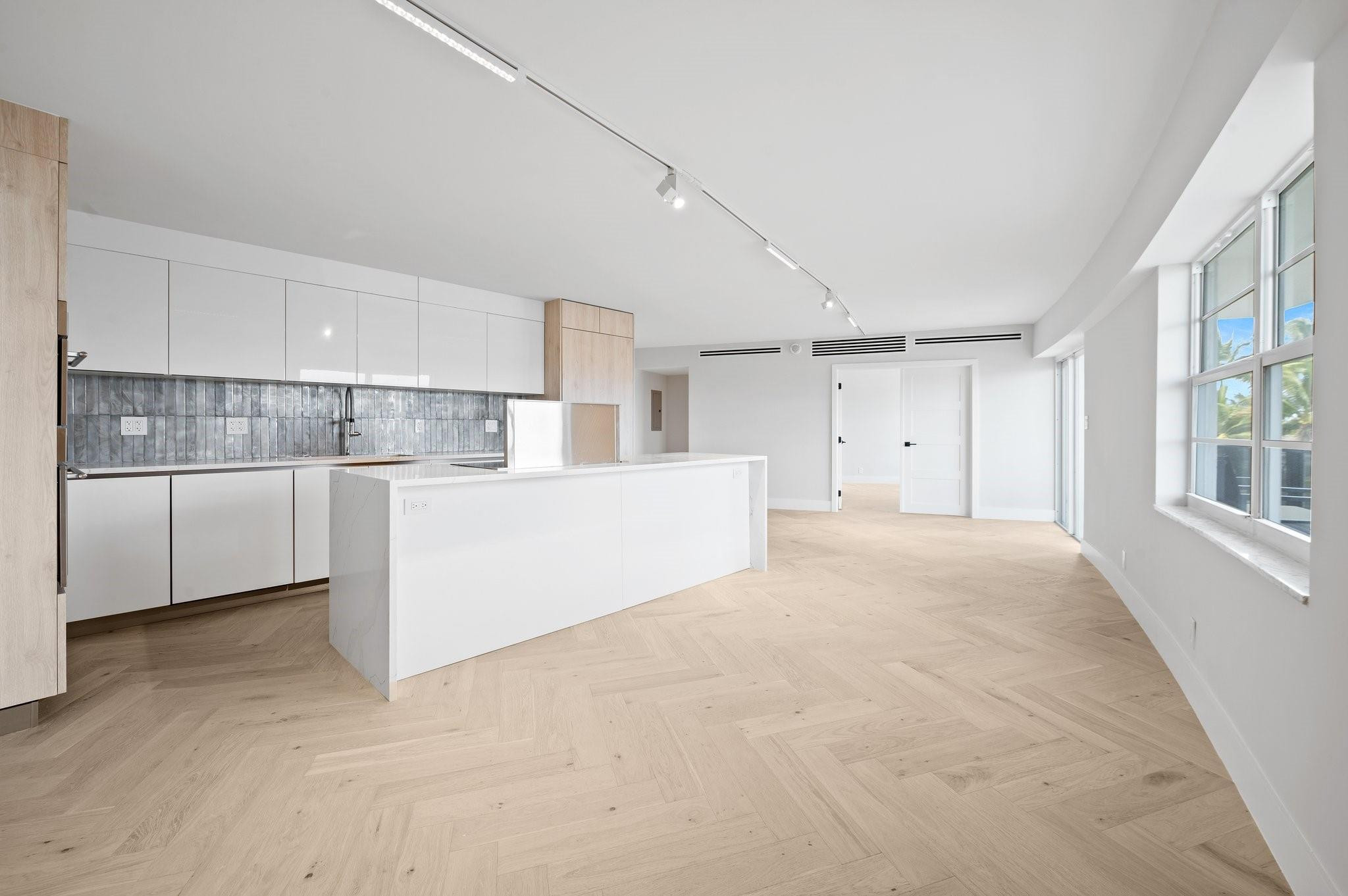 5100 Dupont #C3, Fort Lauderdale FL 33308