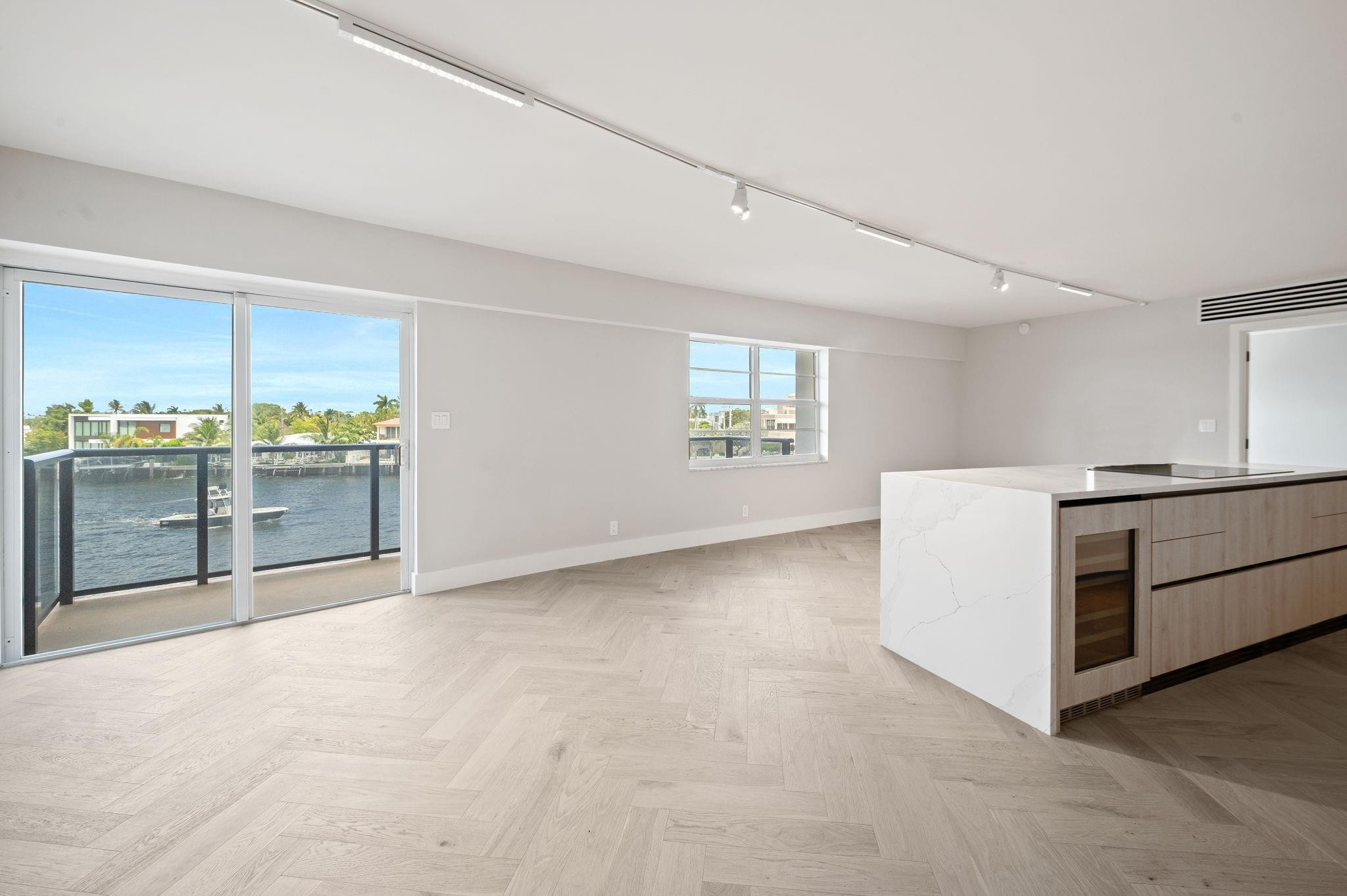 5100 Dupont #C3, Fort Lauderdale FL 33308