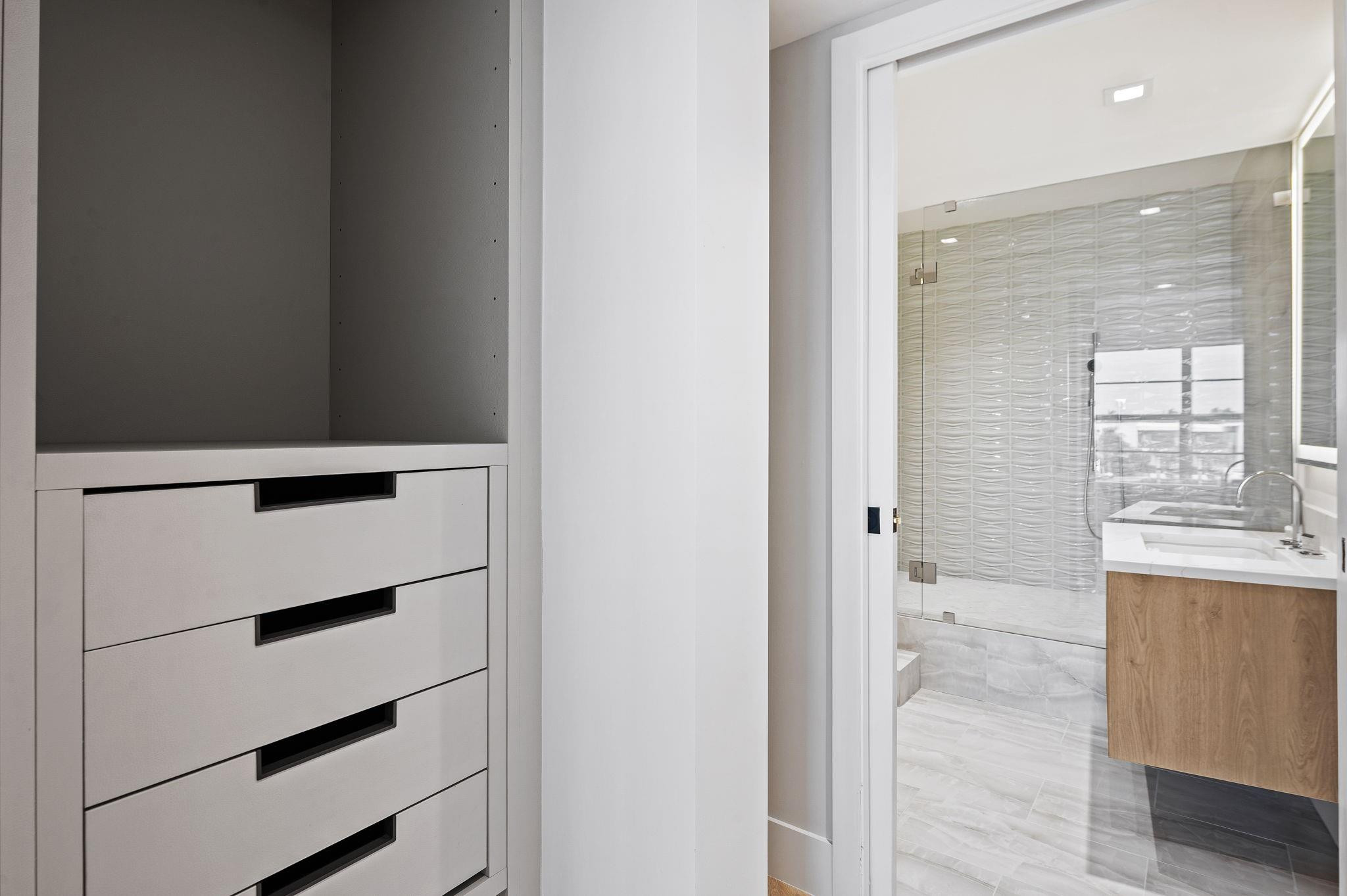 5100 Dupont #C3, Fort Lauderdale FL 33308