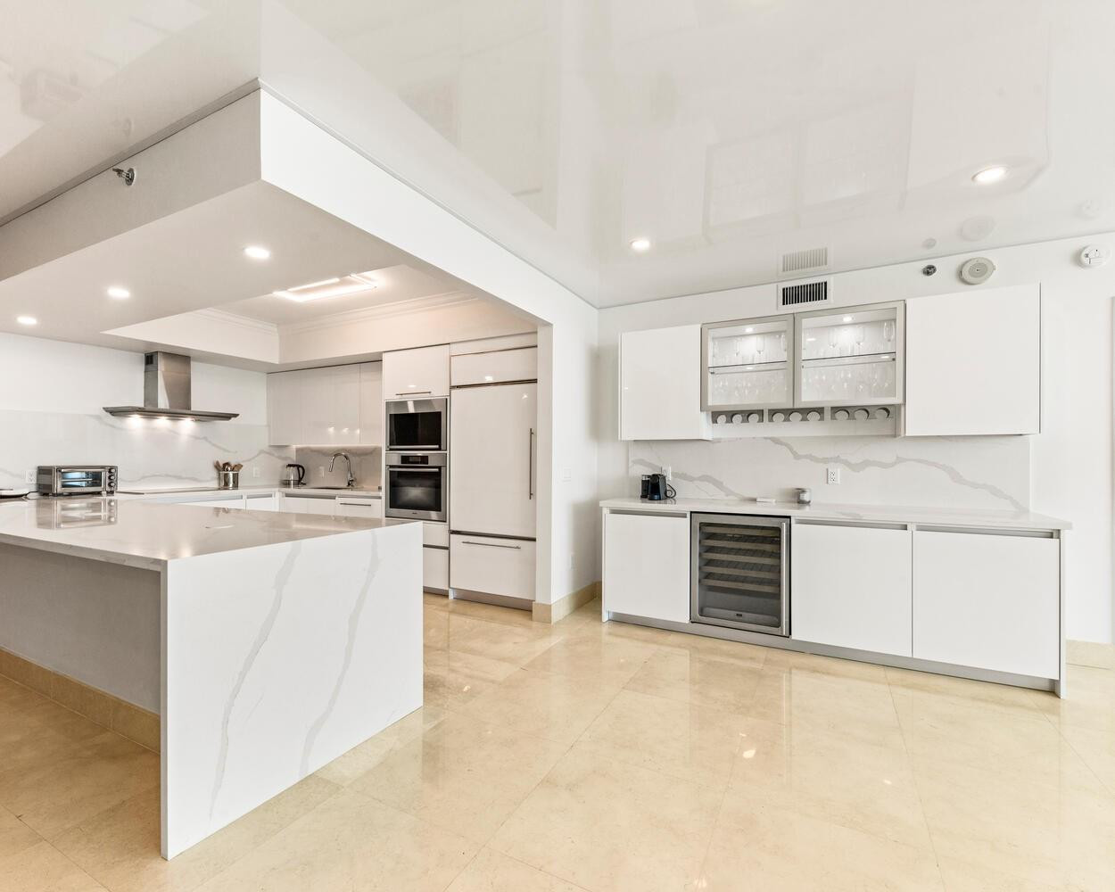 101 S Fort Lauderdale Beach #1104, Fort Lauderdale FL 33316