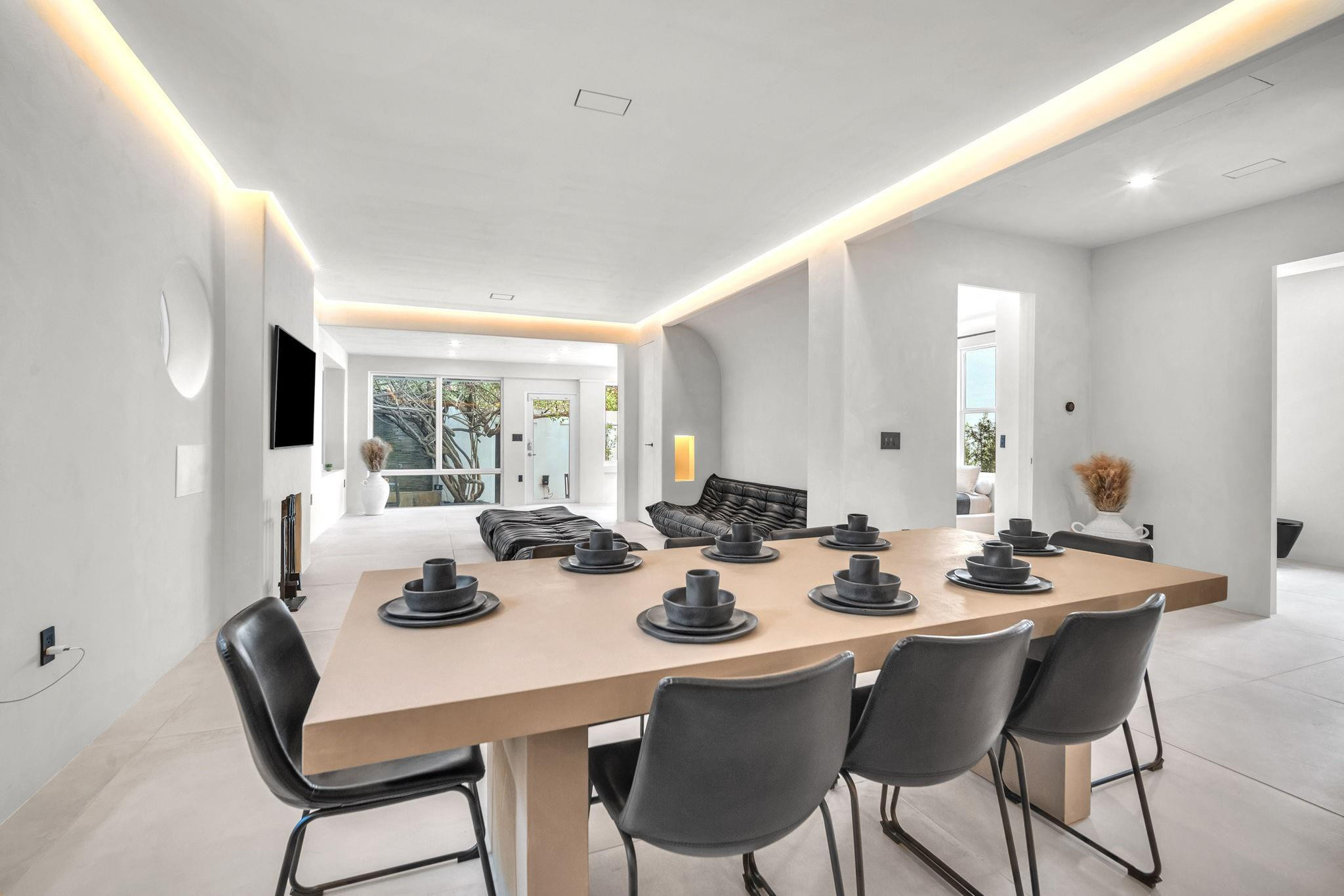 120 NE 25th, Miami FL 33137