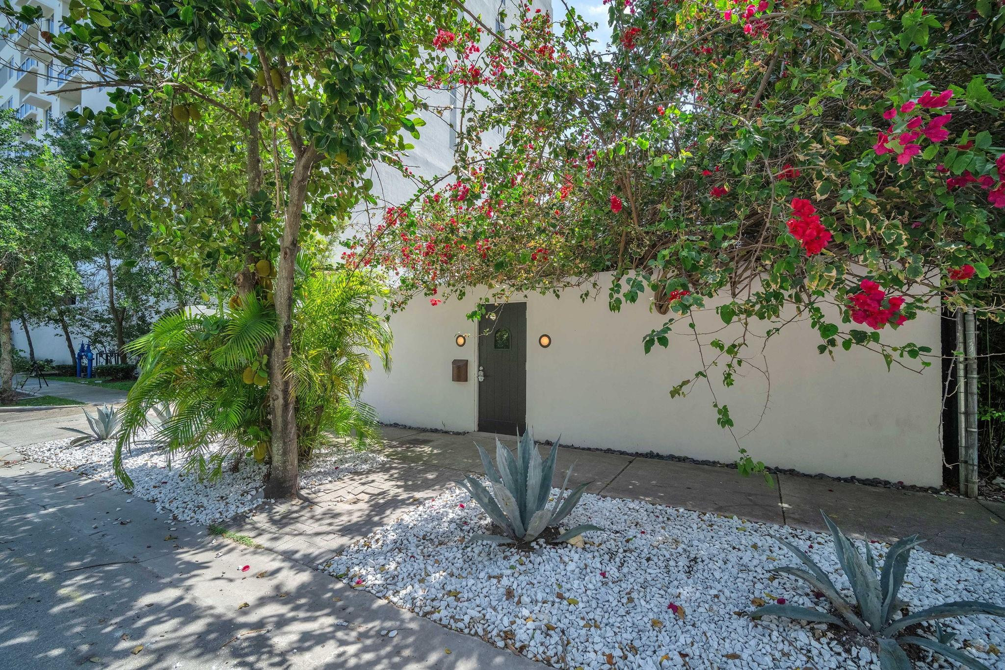 120 NE 25th, Miami FL 33137