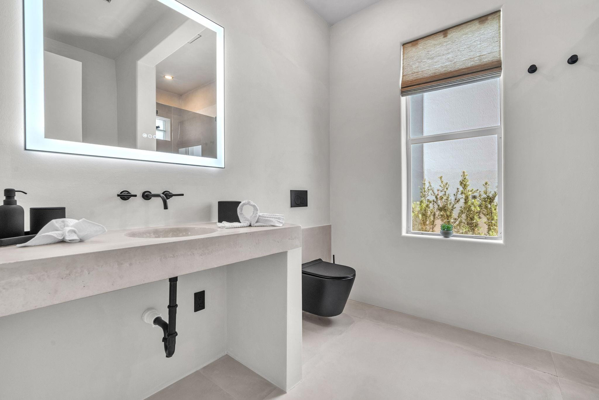 120 NE 25th, Miami FL 33137