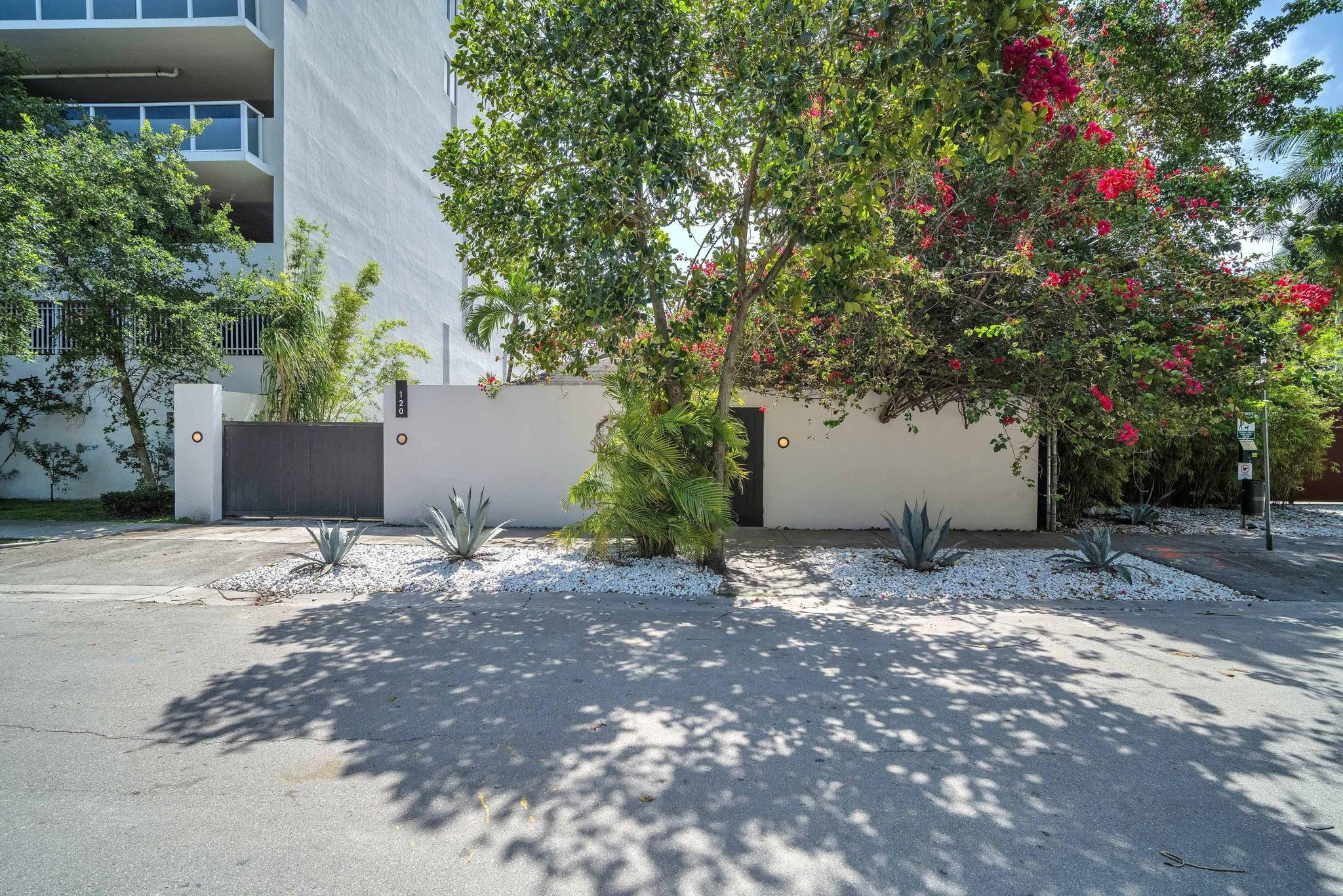 120 NE 25th, Miami FL 33137