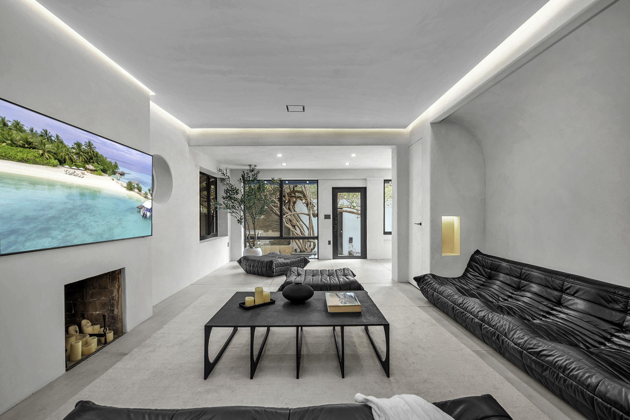 120 NE 25th, Miami FL 33137