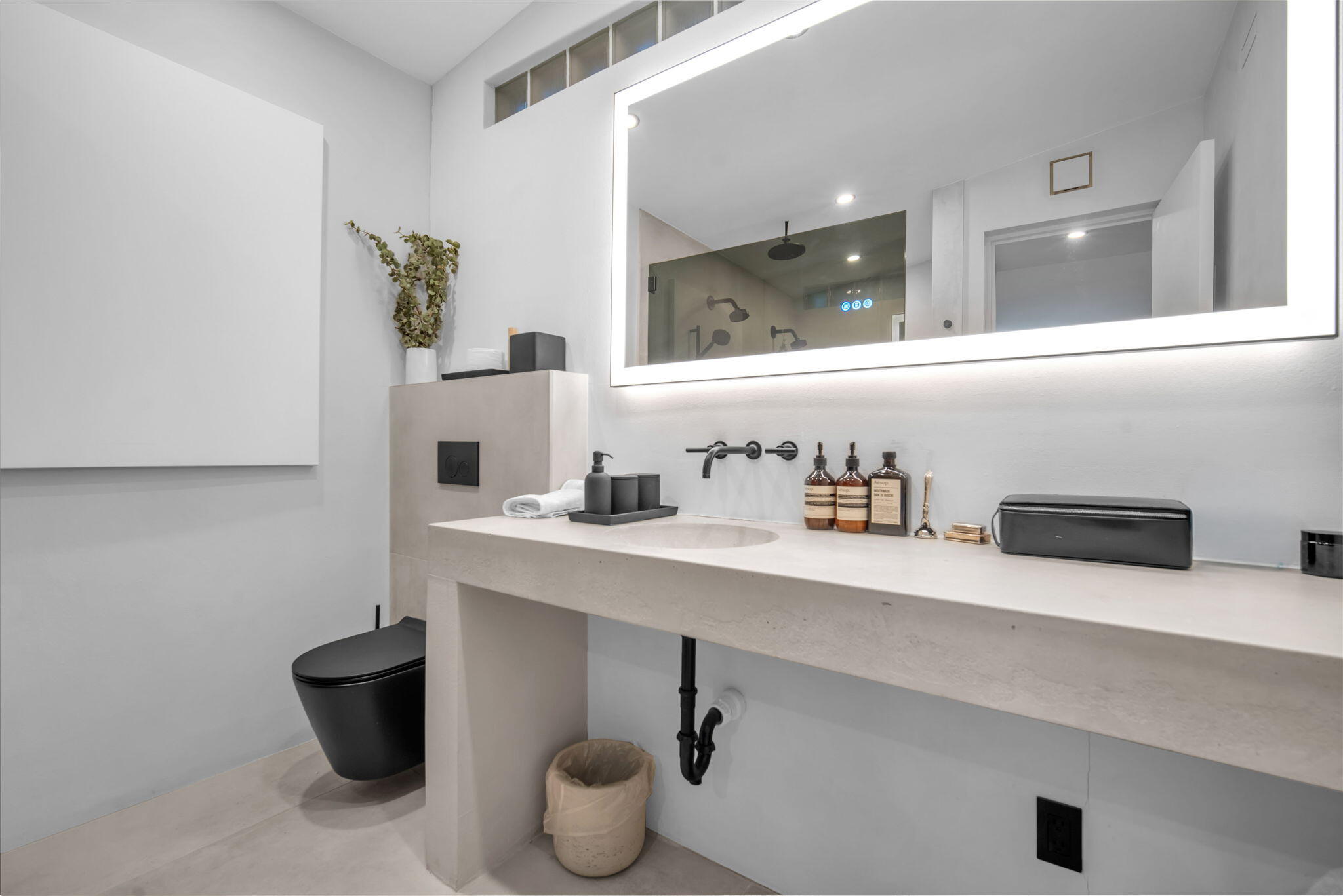 120 NE 25th, Miami FL 33137