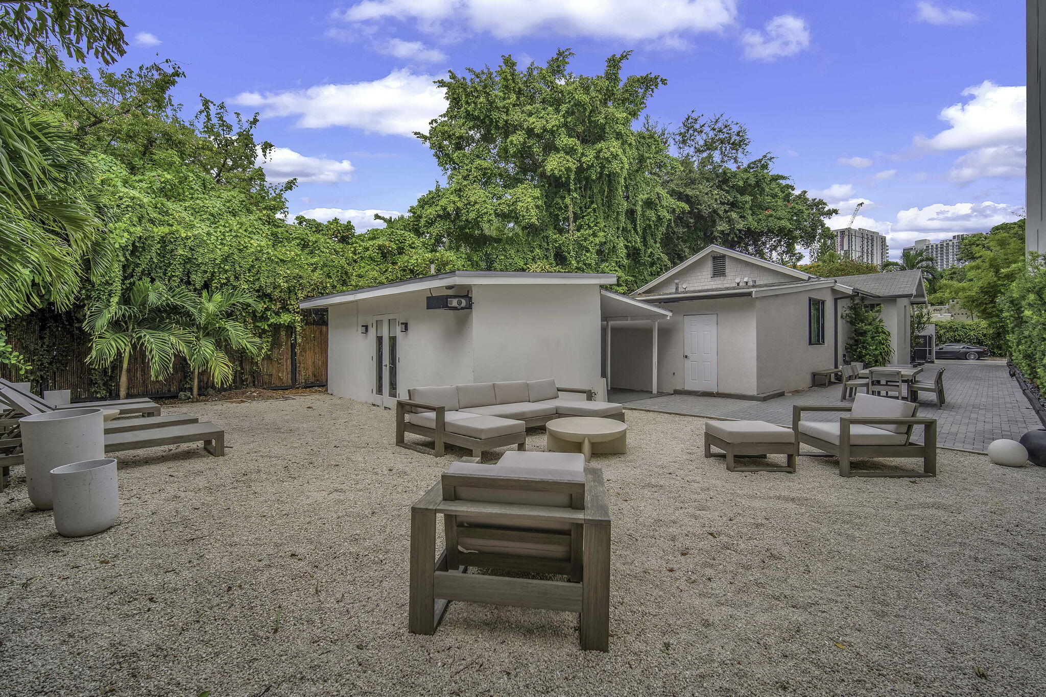 120 NE 25th, Miami FL 33137