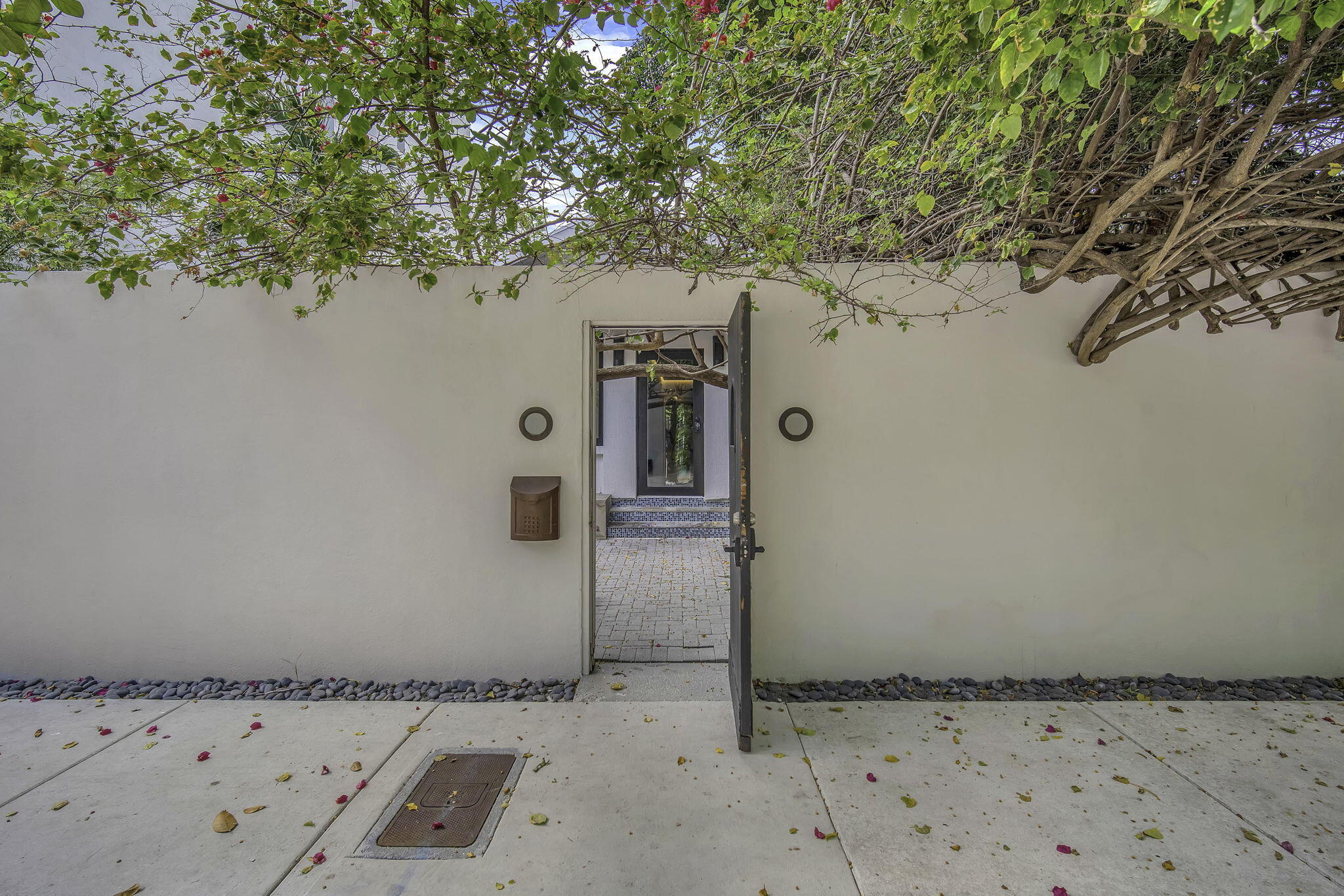 120 NE 25th, Miami FL 33137