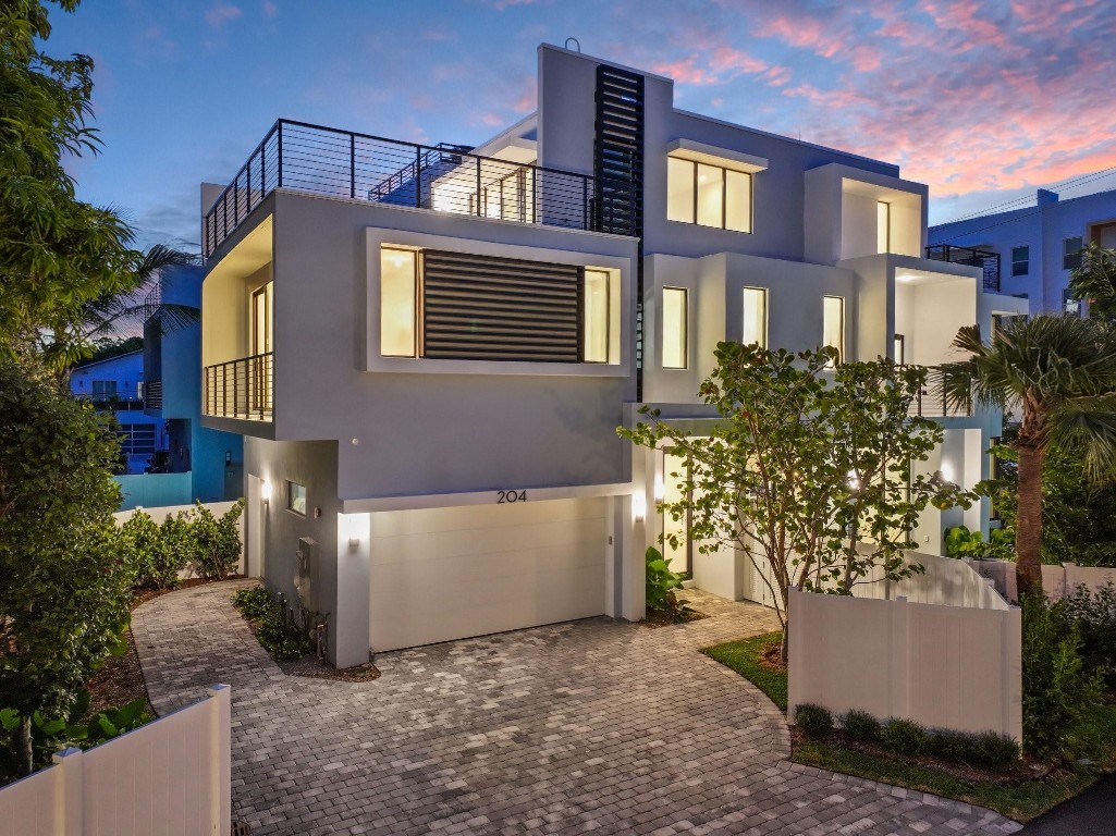 204 Osceola Park, Delray Beach FL 33483