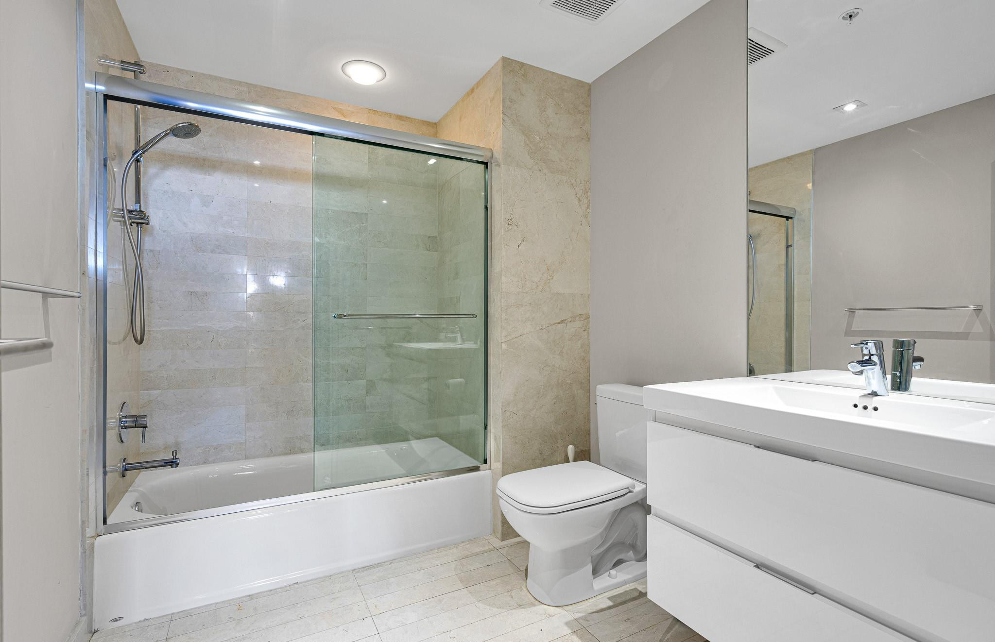 17111 Biscayne #1702, North Miami Beach FL 33160