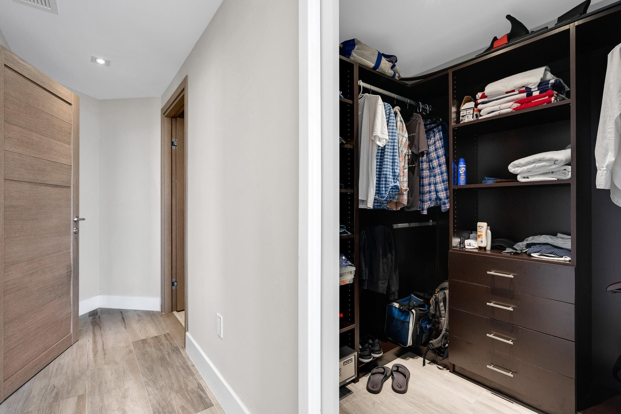 17111 Biscayne #1702, North Miami Beach FL 33160