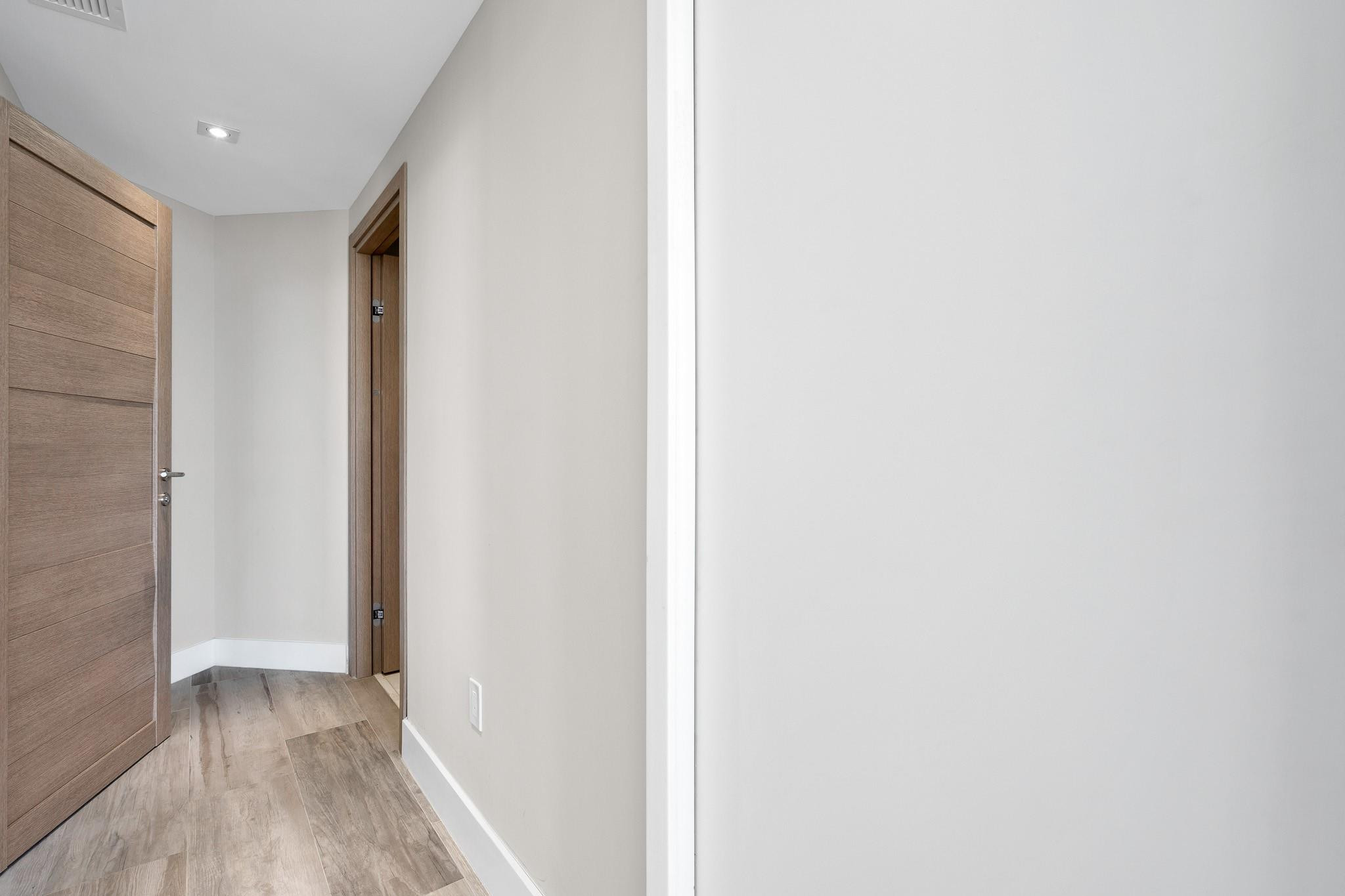 17111 Biscayne #1702, North Miami Beach FL 33160